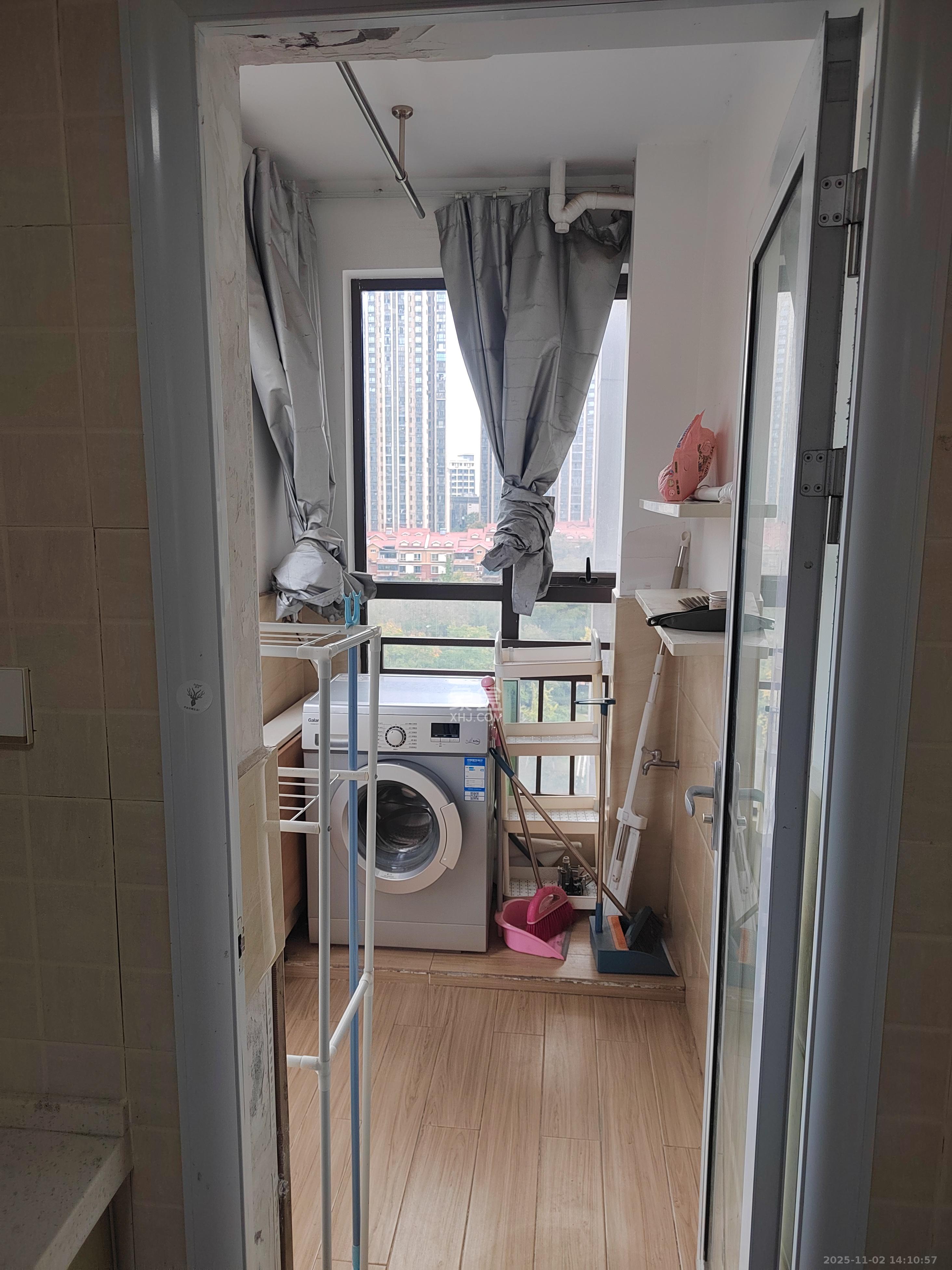 旭辉御府   54.7㎡      1800.0元/月