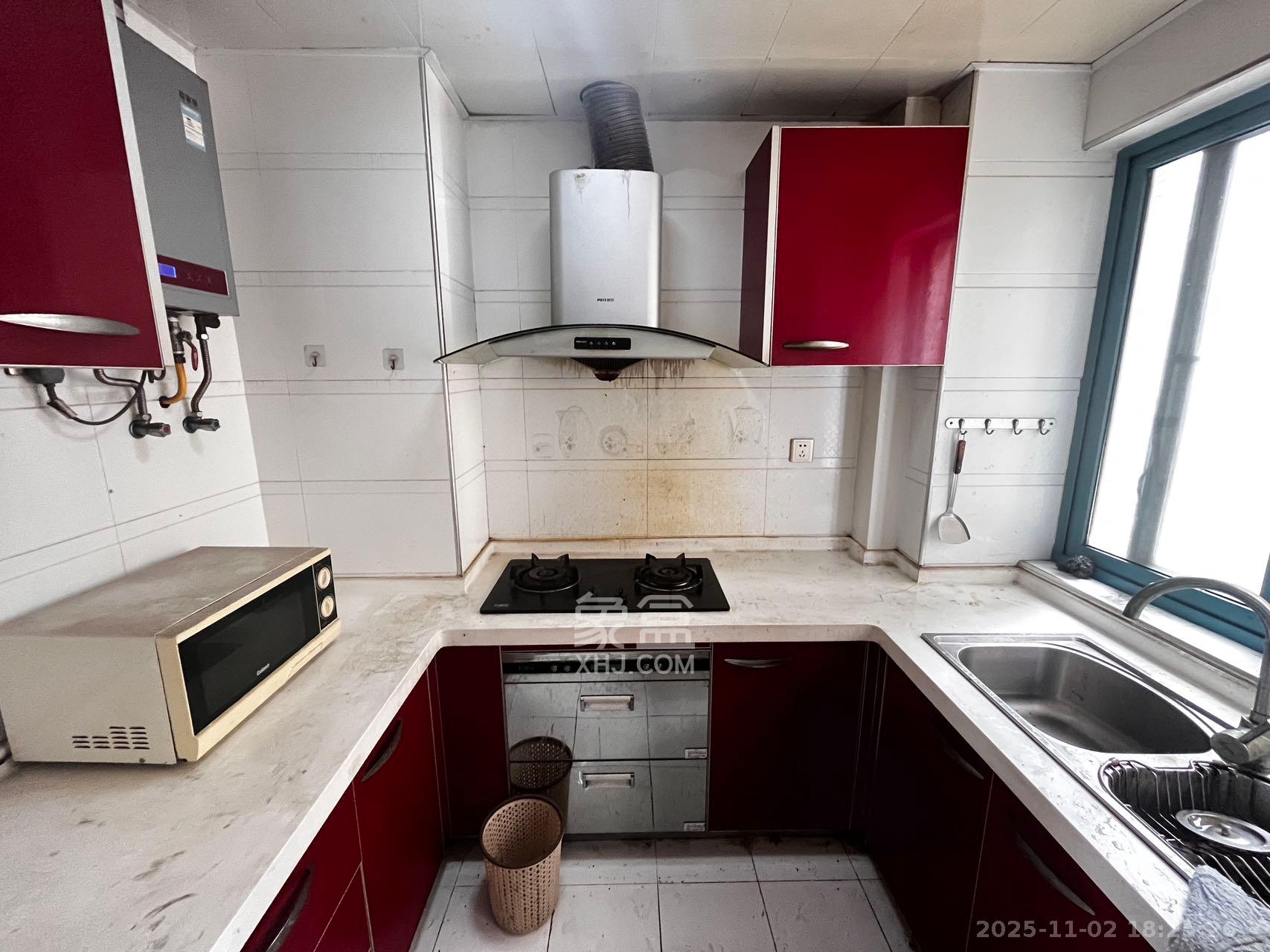 蝴蝶谷 3室2厅1卫 1700.0元/月 蝴蝶谷 3室2厅1卫 1700.0元/月室内图