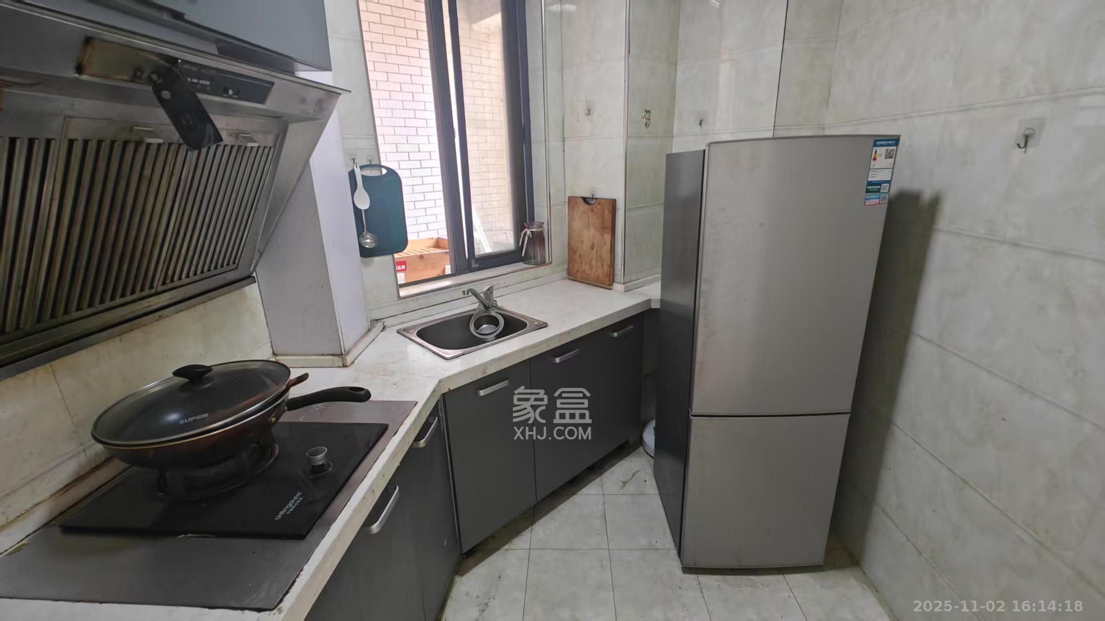 少帅府 1室1厅1卫 1700.0元/月 少帅府 1室1厅1卫 1700.0元/月室内图