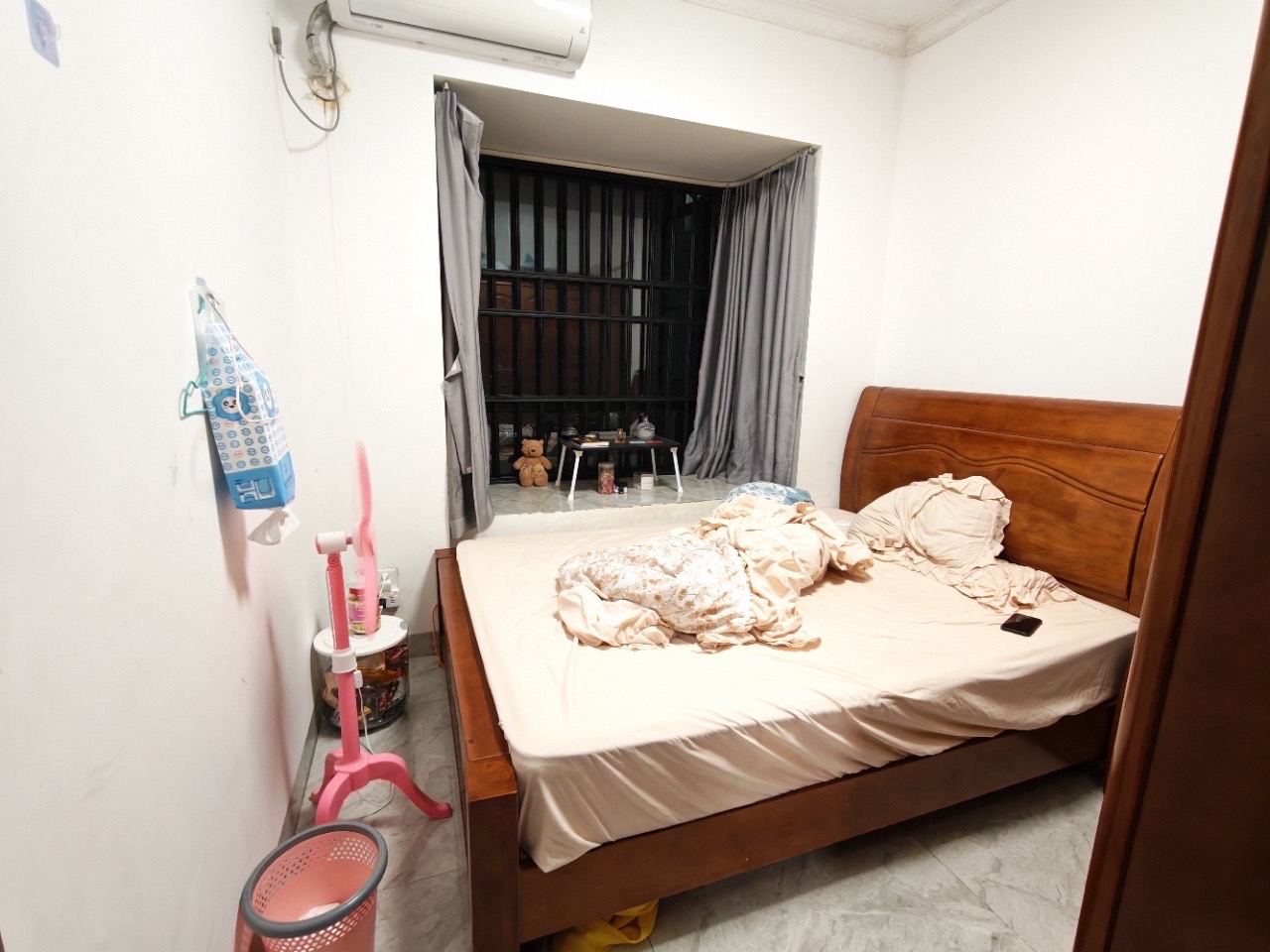 望海金豪  3室2厅1卫    146.0万 望海金豪  3室2厅1卫    146.0万客厅