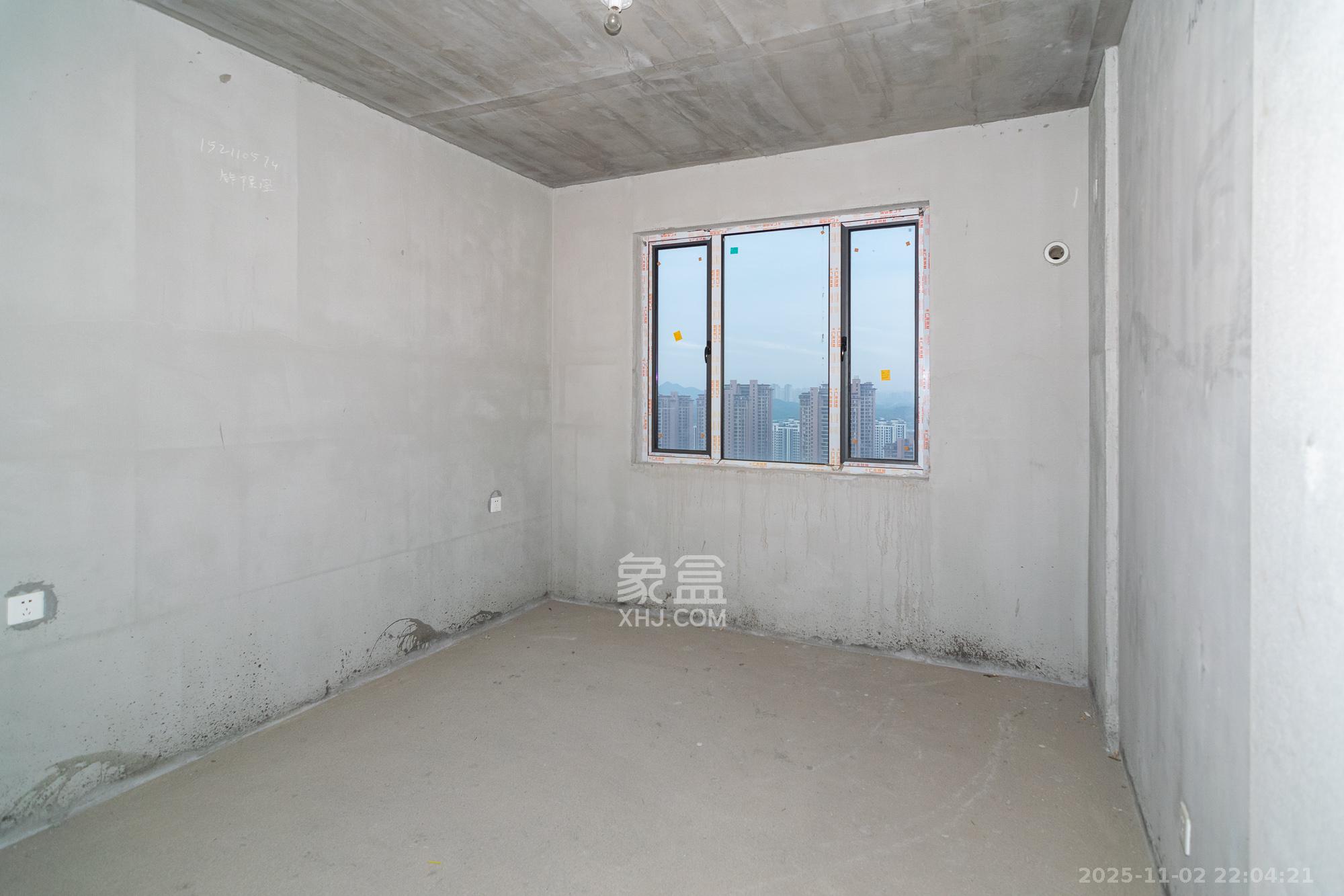 澳海望洲府  4室2厅2卫    68.8万卧室