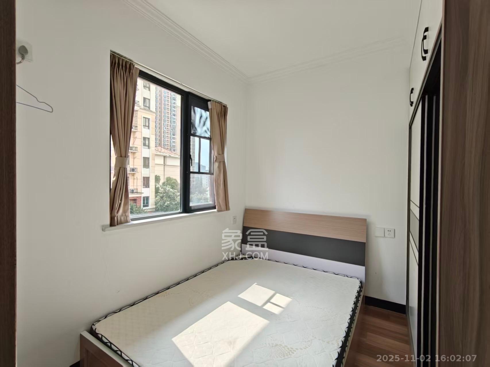 蔷薇国际  2室2厅1卫    1400.0元/月室内图