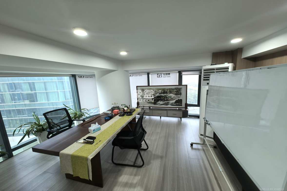 京武浪琴山三期(京武中心) 2室2厅1卫 3500.0元/月 京武浪琴山三期(京武中心) 2室2厅1卫 3500.0元/月室内图