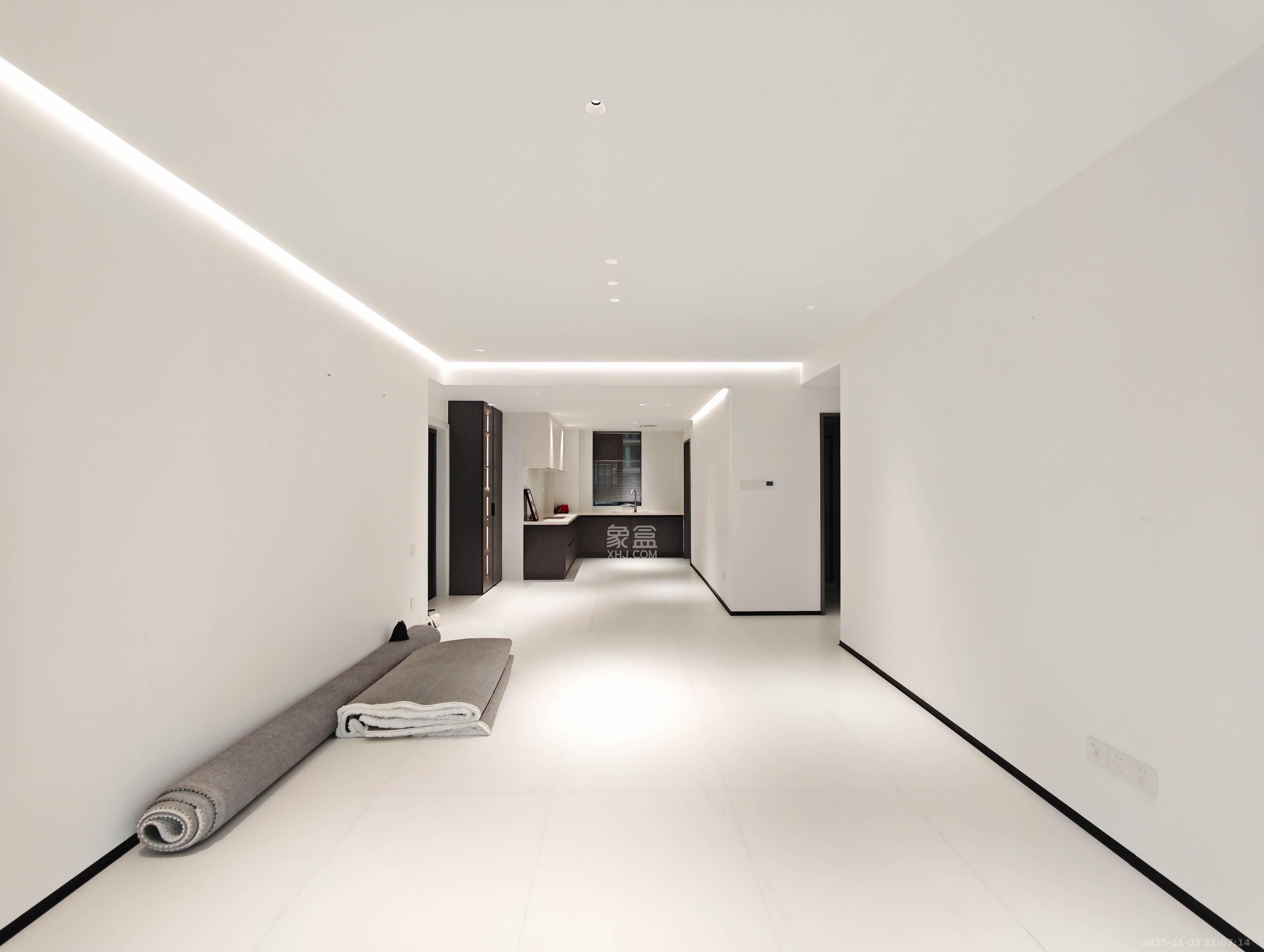 伊景园滨河苑 1室0厅0卫 105.0万 伊景园滨河苑 1室0厅0卫 105.0万客厅