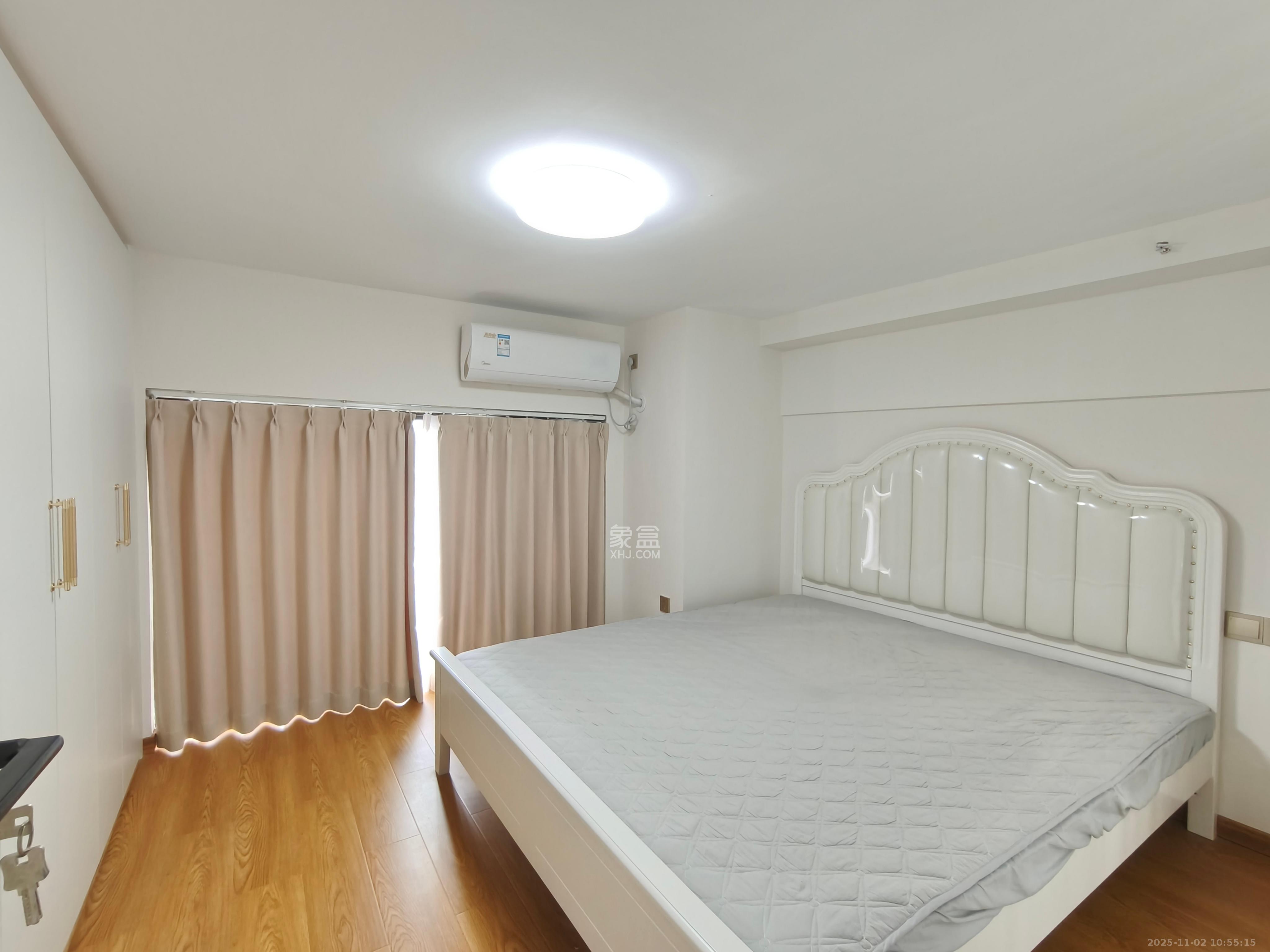 南益名士豪庭  2室1厅1卫    2500.0元/月室内图