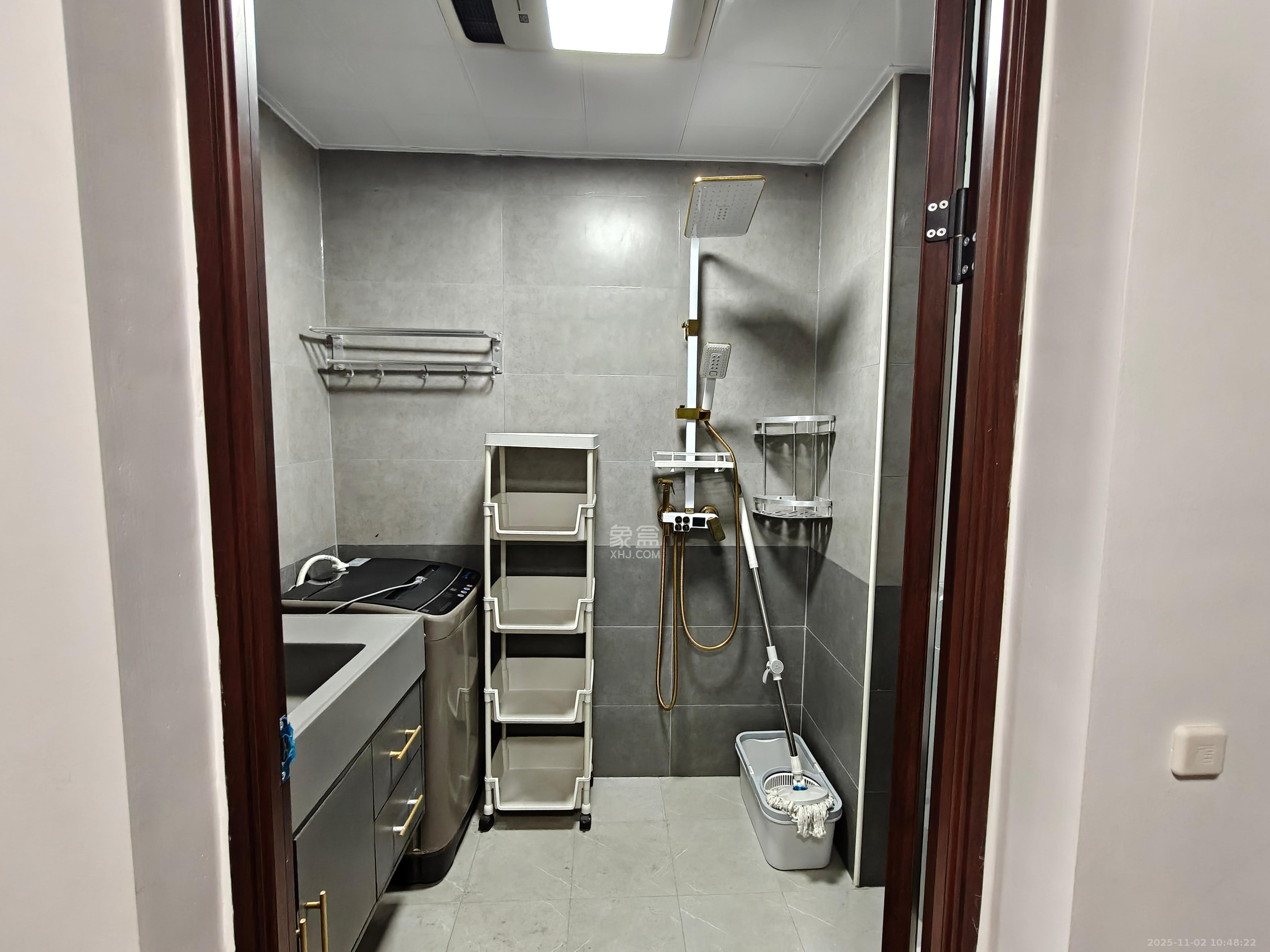 明昇壹城（明昇时代广场）二期  1室1厅1卫    1600.0元/月室内图