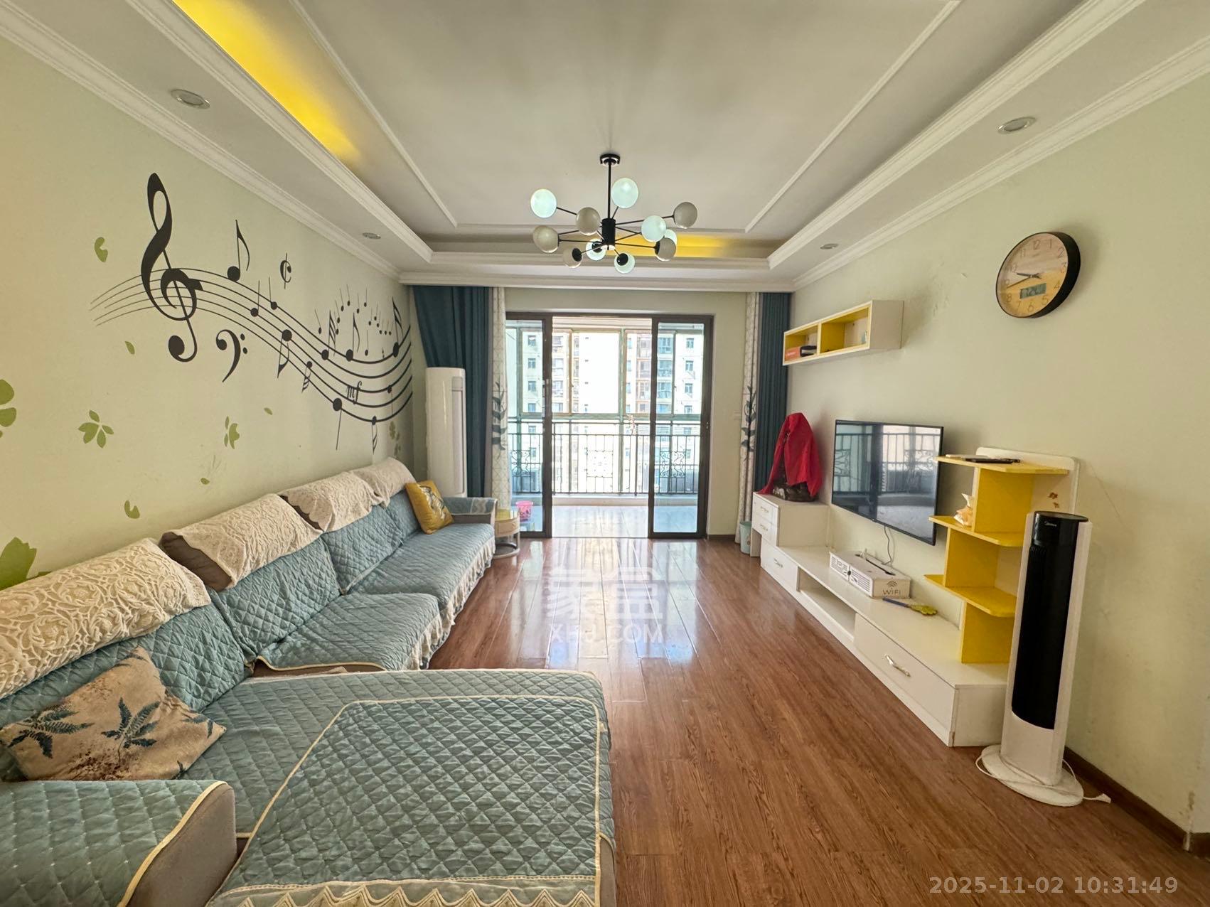 江山帝景哈佛  4室2厅2卫    2300.0元/月