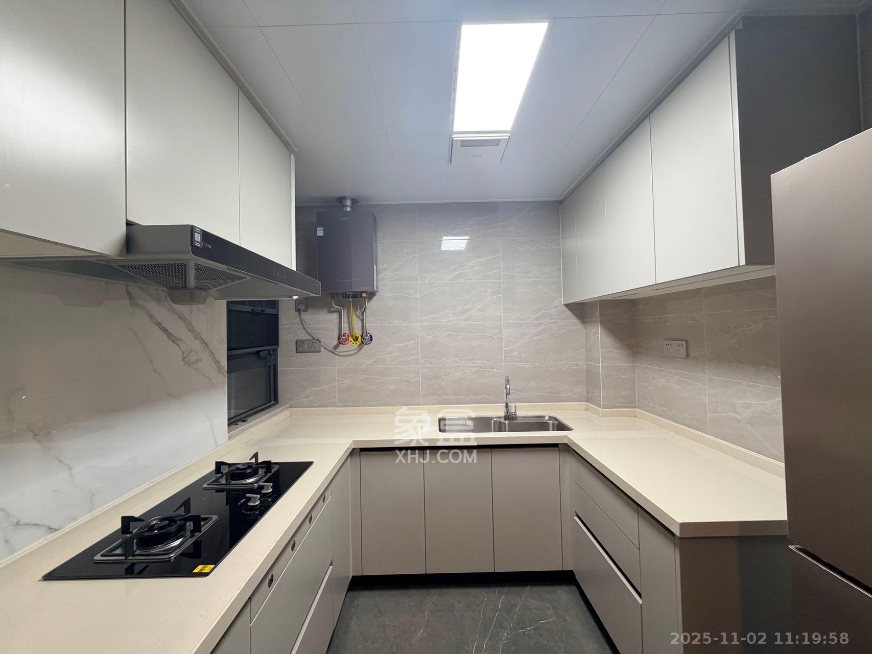 中海星樾府  3室2厅1卫    3800.0元/月室内图