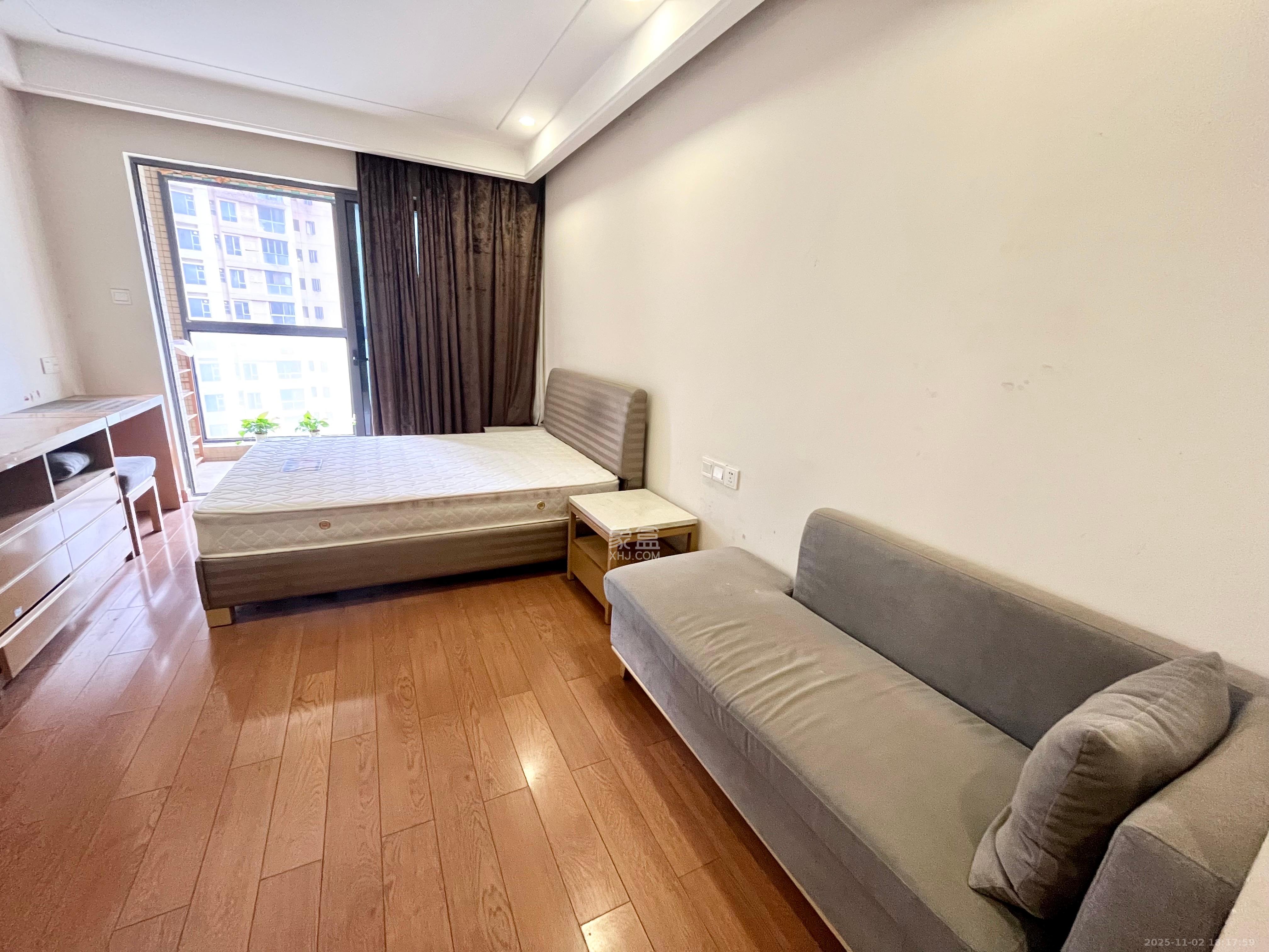 珠江花城四期花盛 1室1厅1卫 1500.0元/月 珠江花城四期花盛 1室1厅1卫 1500.0元/月室内图