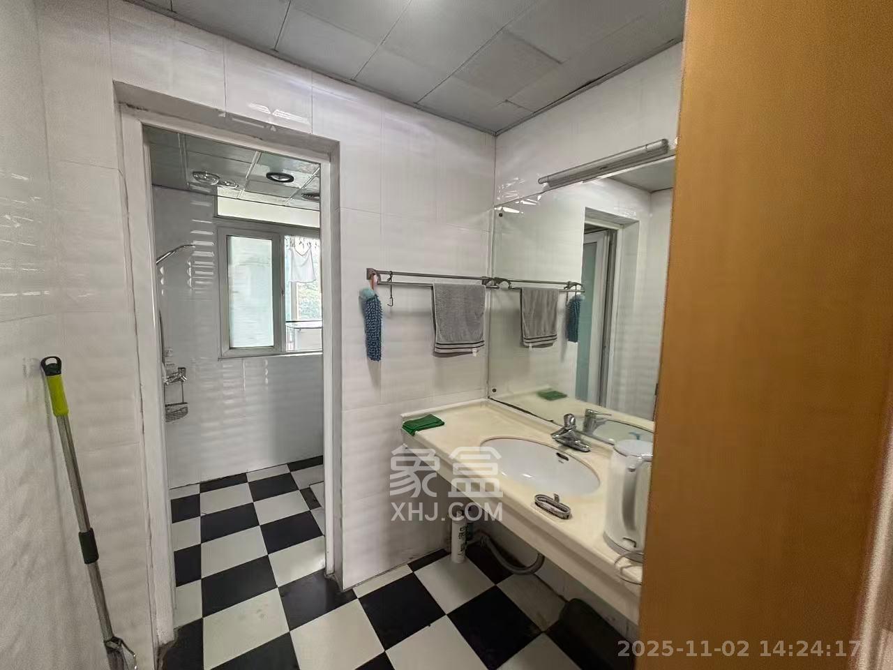 天翔新新家园 1室0厅0卫 2400.0元/月 天翔新新家园 1室0厅0卫 2400.0元/月室内图