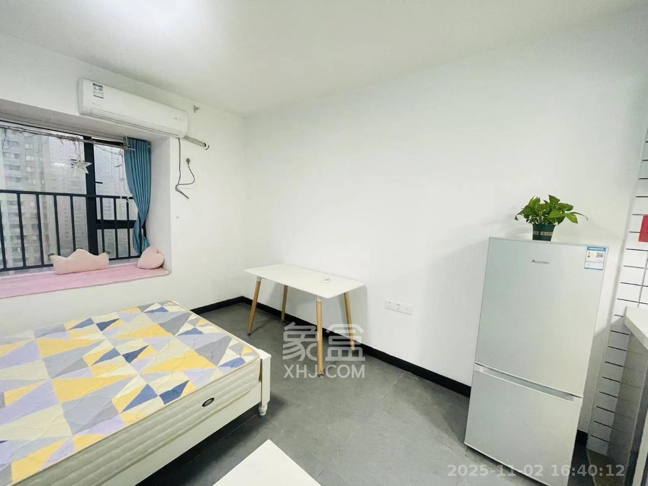 好莱城（弘德西街）  1室0厅1卫    1100.0元/月室内图