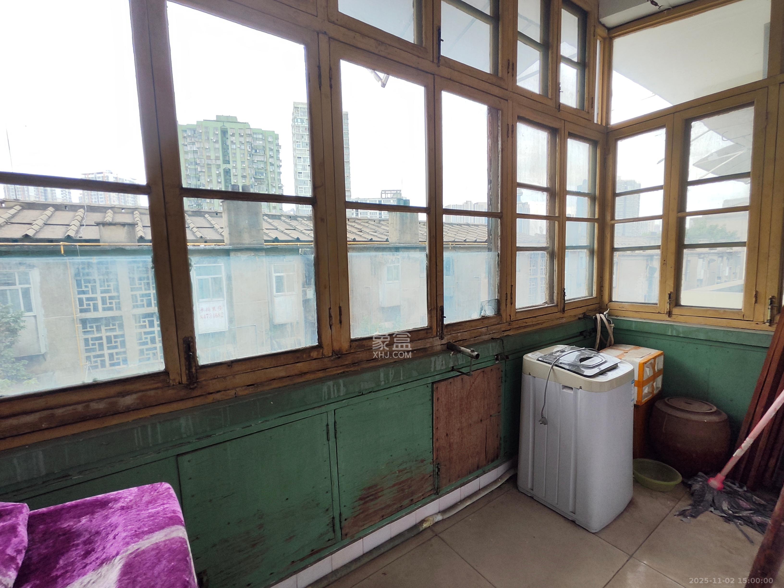 湖橡宿舍/湖橡小区 2室1厅1卫 1100.0元/月 湖橡宿舍/湖橡小区 2室1厅1卫 1100.0元/月室内图