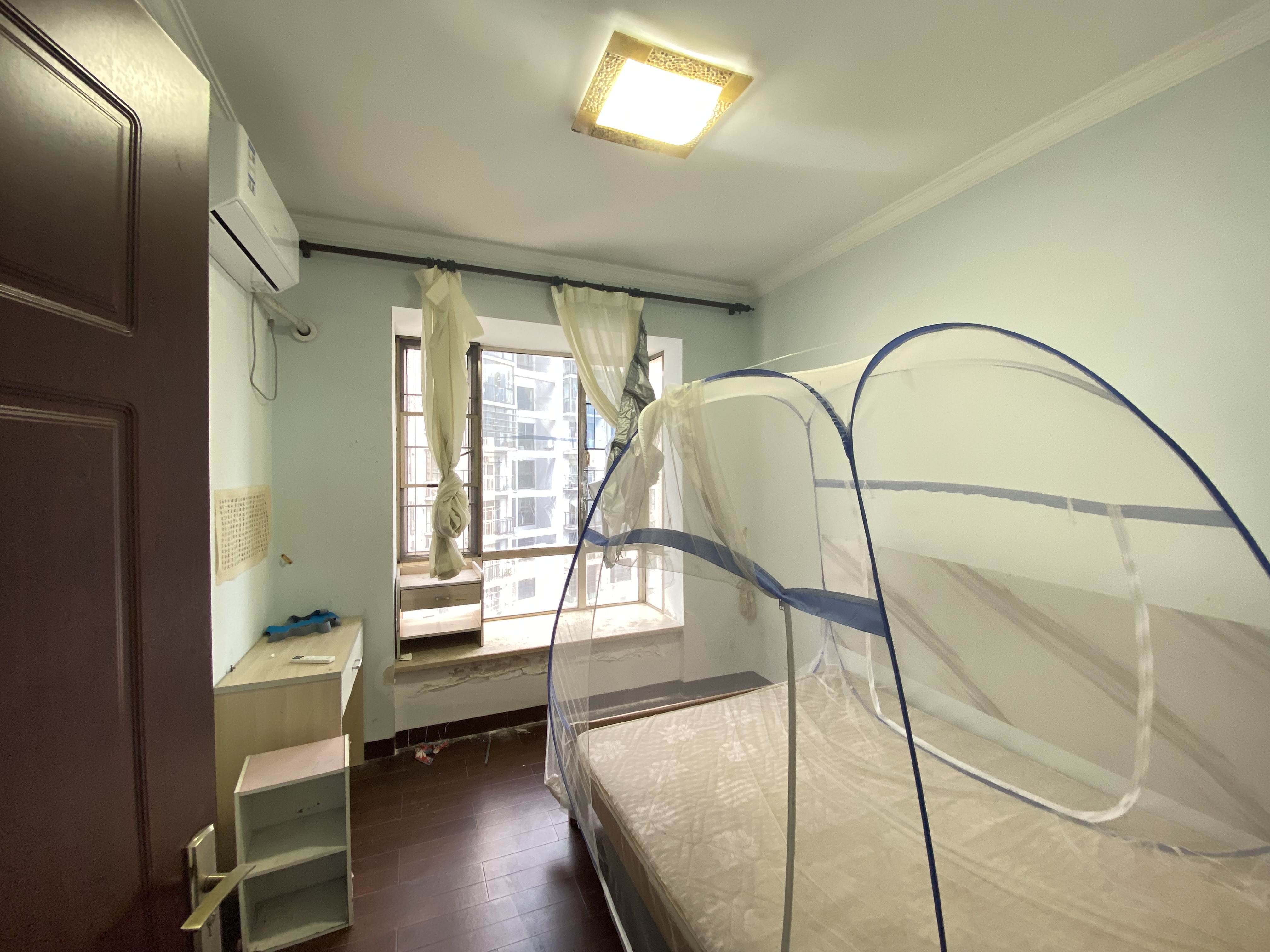 泉海好家园  2室2厅1卫    2300.0元/月室内图