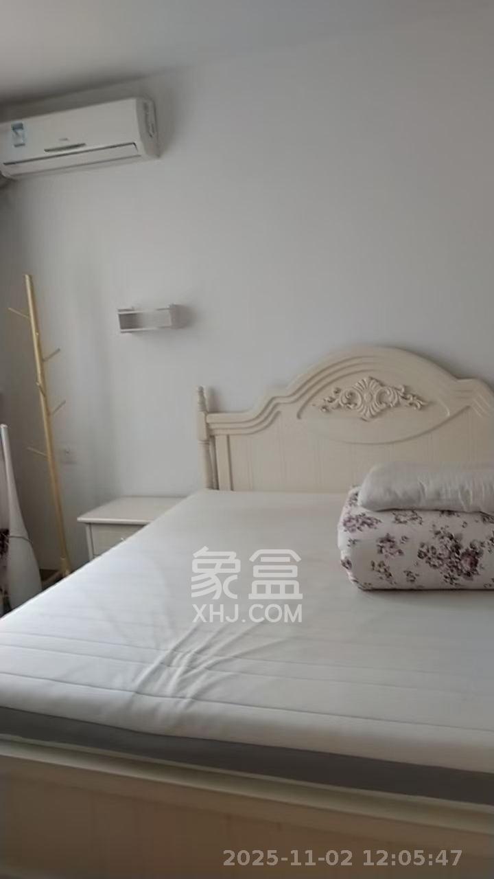 麓谷锦和园 3室2厅1卫 2000.0元/月 麓谷锦和园 3室2厅1卫 2000.0元/月室内图