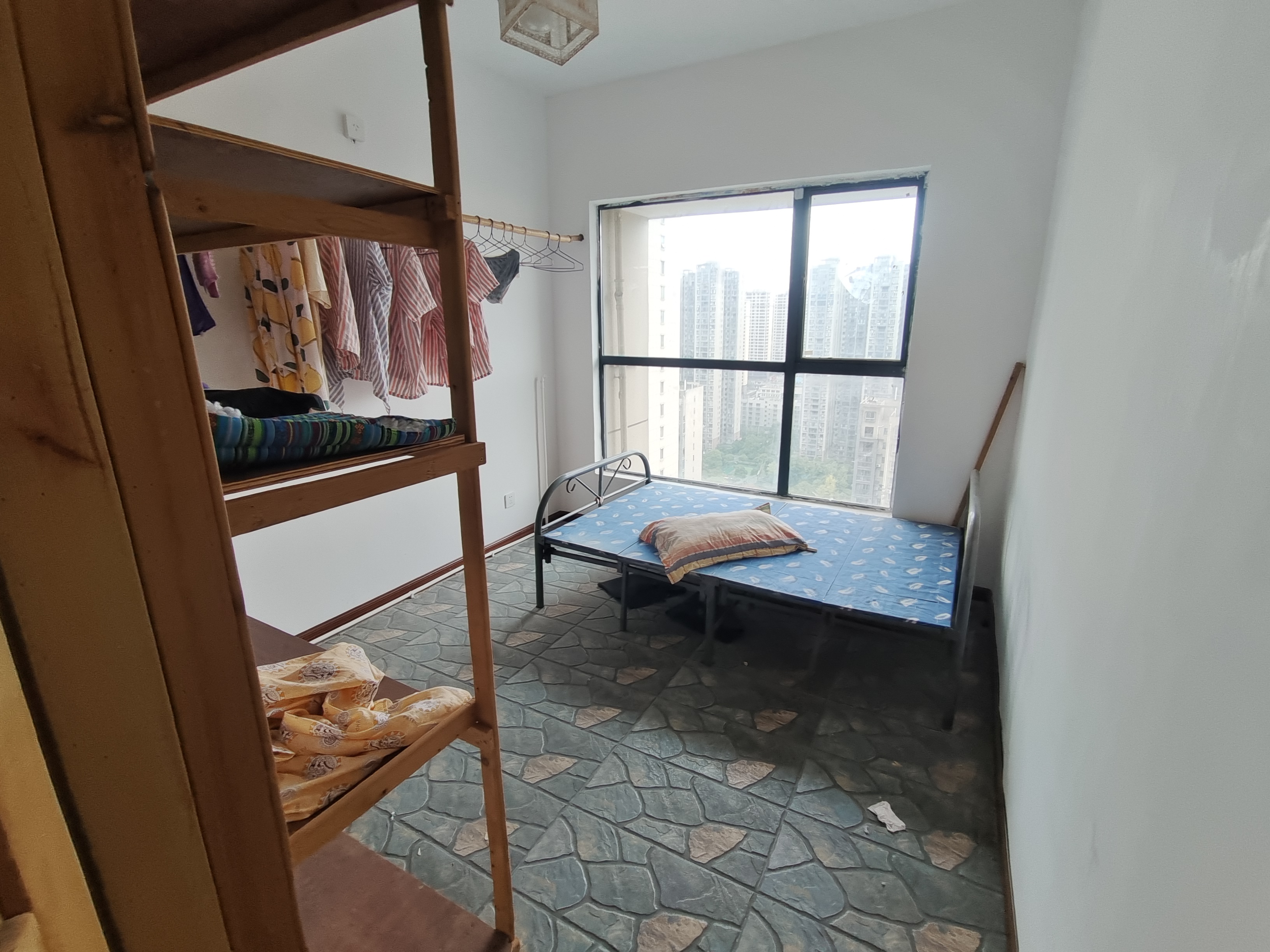 南苑上和二期  3室1厅1卫    59.8万客厅