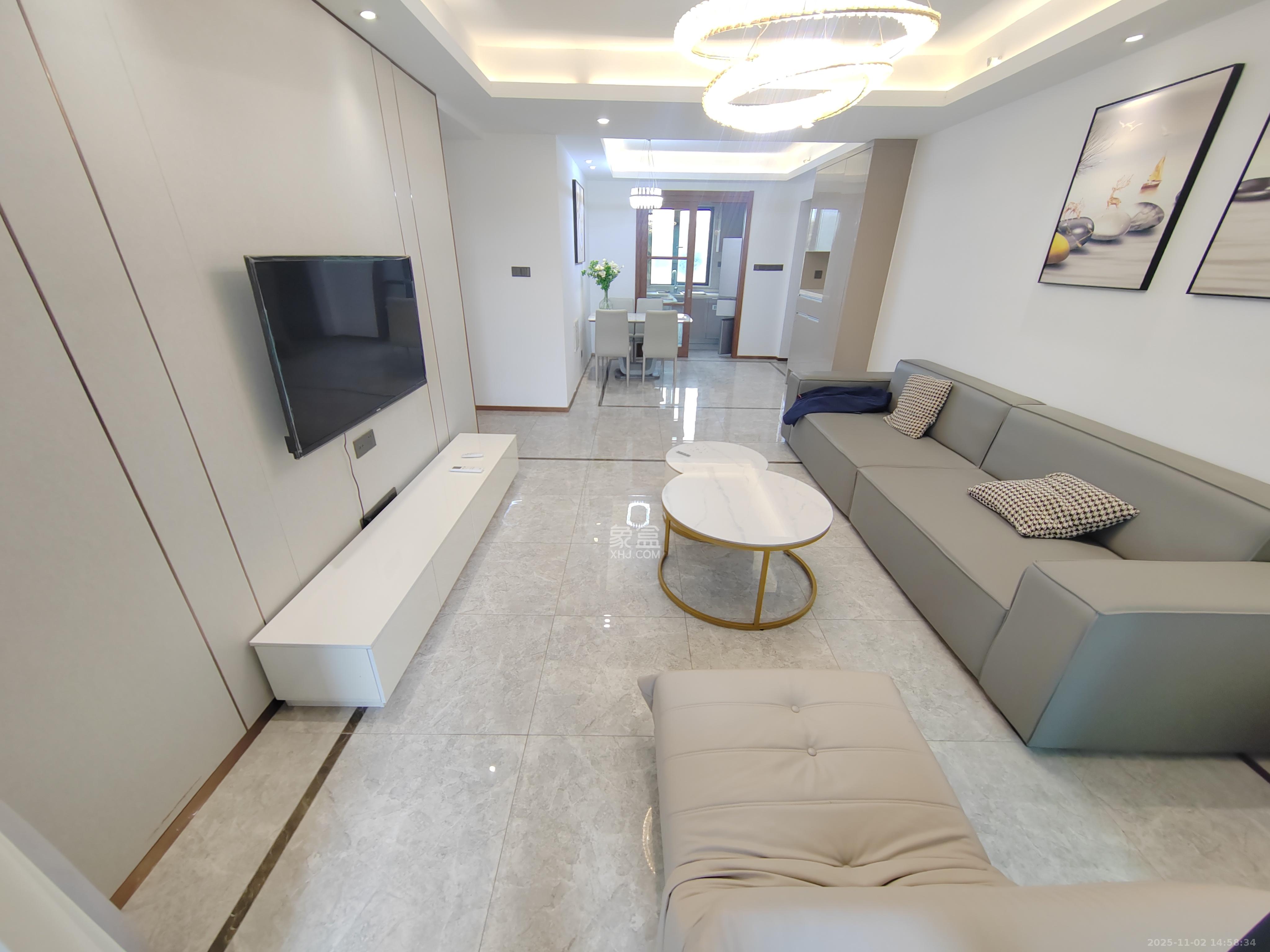 梅溪悦章 3室2厅2卫 3800.0元/月 梅溪悦章 3室2厅2卫 3800.0元/月室内图