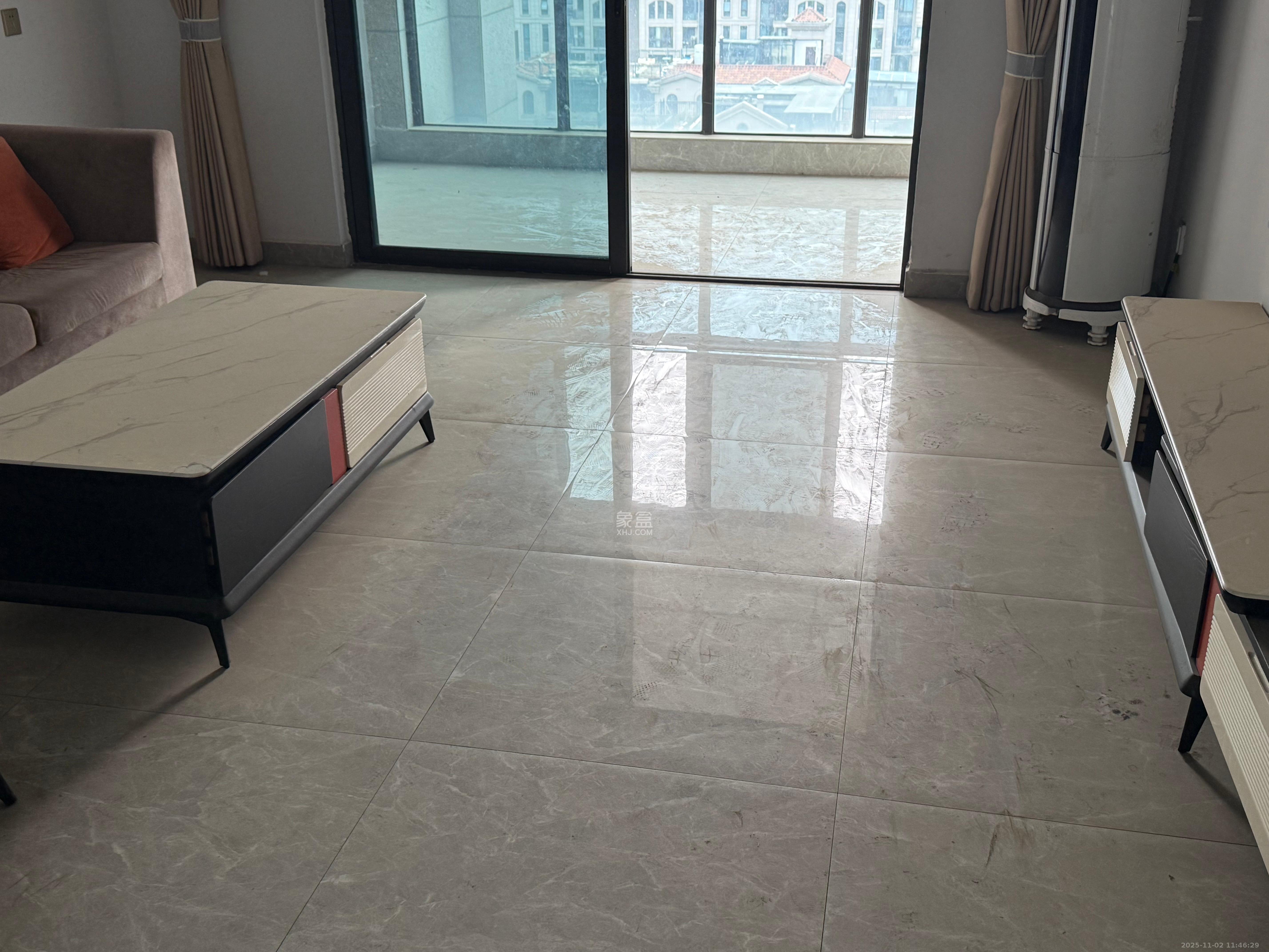 明昇壹城(明昇时代广场)一期  4室1厅2卫    4500.0元/月 明昇壹城(明昇时代广场)一期  4室1厅2卫    4500.0元/月室内图