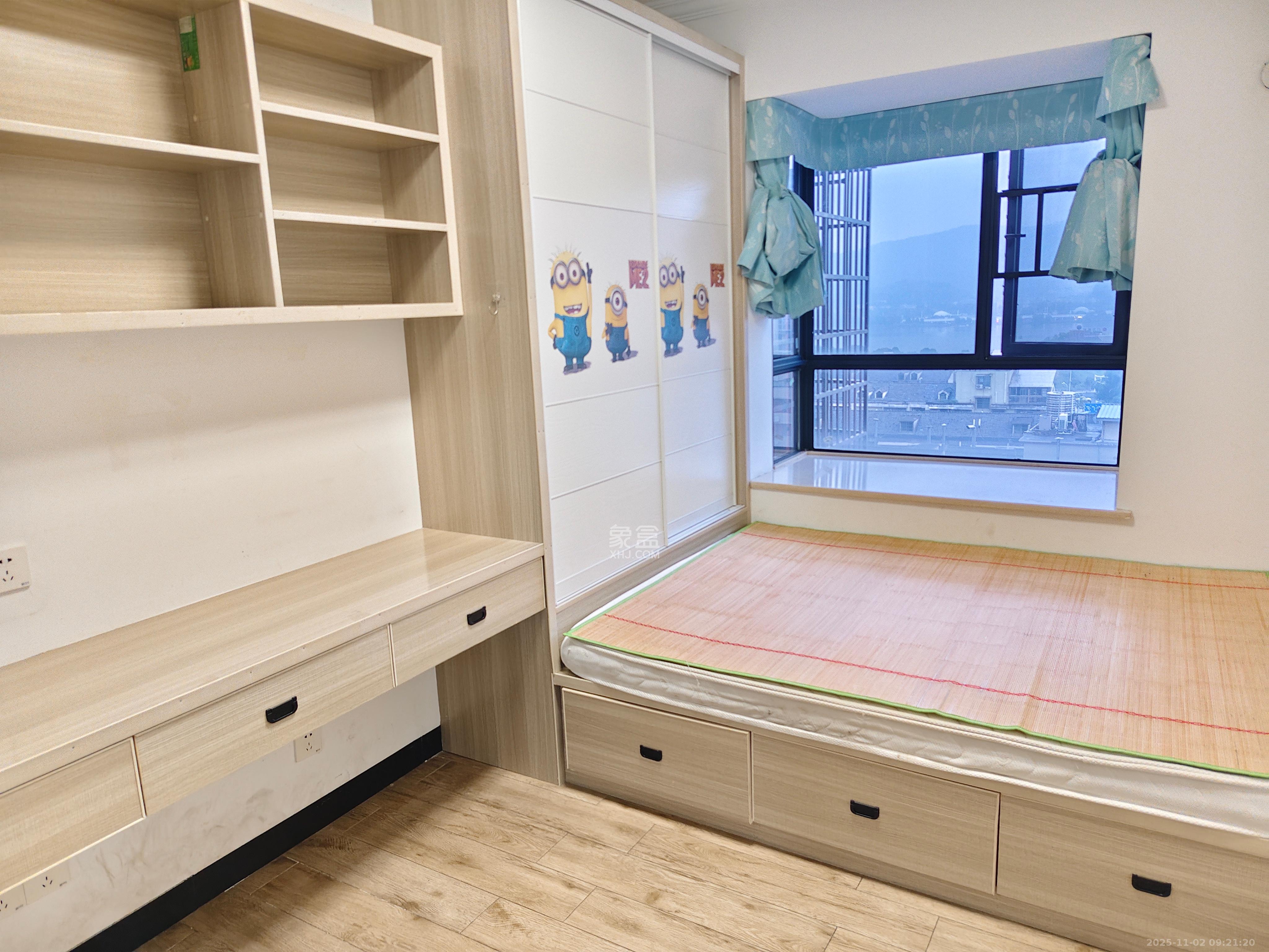 丰禧园 3室2厅1卫 2800.0元/月 丰禧园 3室2厅1卫 2800.0元/月室内图