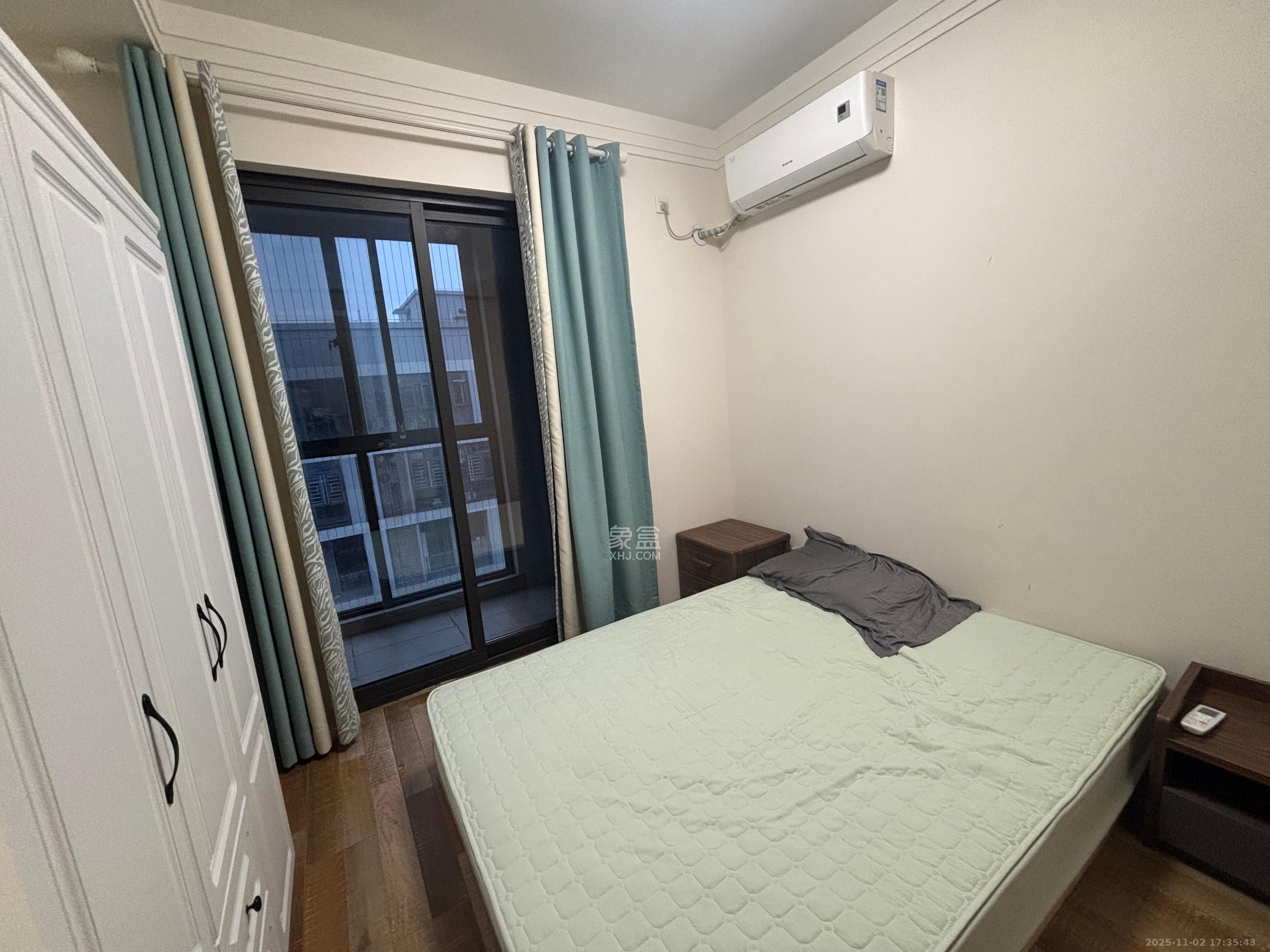 阳光100一期、四五期 3室2厅1卫 2800.0元/月 阳光100一期、四五期 3室2厅1卫 2800.0元/月室内图