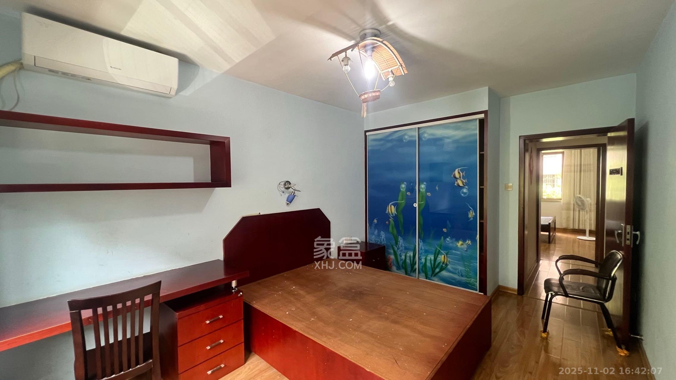 紫薇花园  3室2厅2卫    2500.0元/月室内图