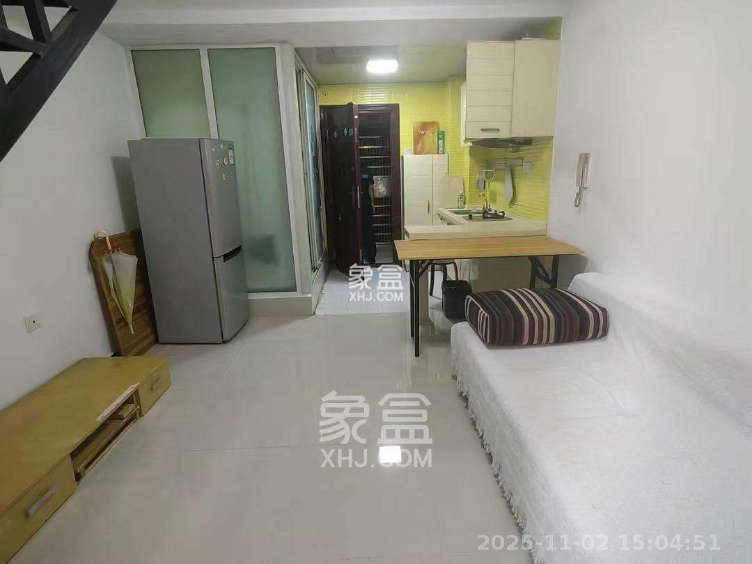 他城(天鸿时代公寓) 1室1厅1卫 1200.0元/月 他城(天鸿时代公寓) 1室1厅1卫 1200.0元/月室内图