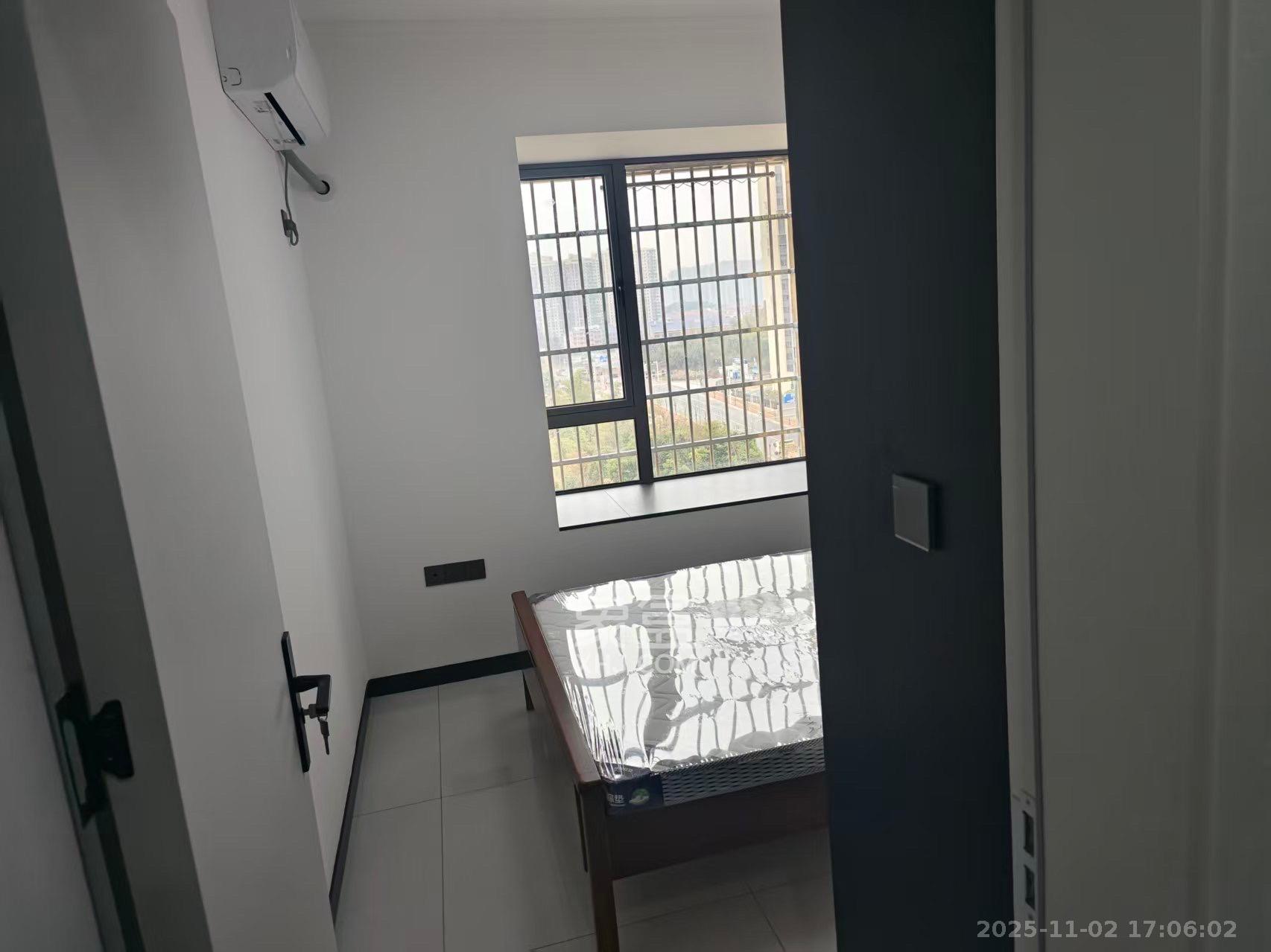 桥头家园三期 3室2厅2卫 2400.0元/月 桥头家园三期 3室2厅2卫 2400.0元/月室内图