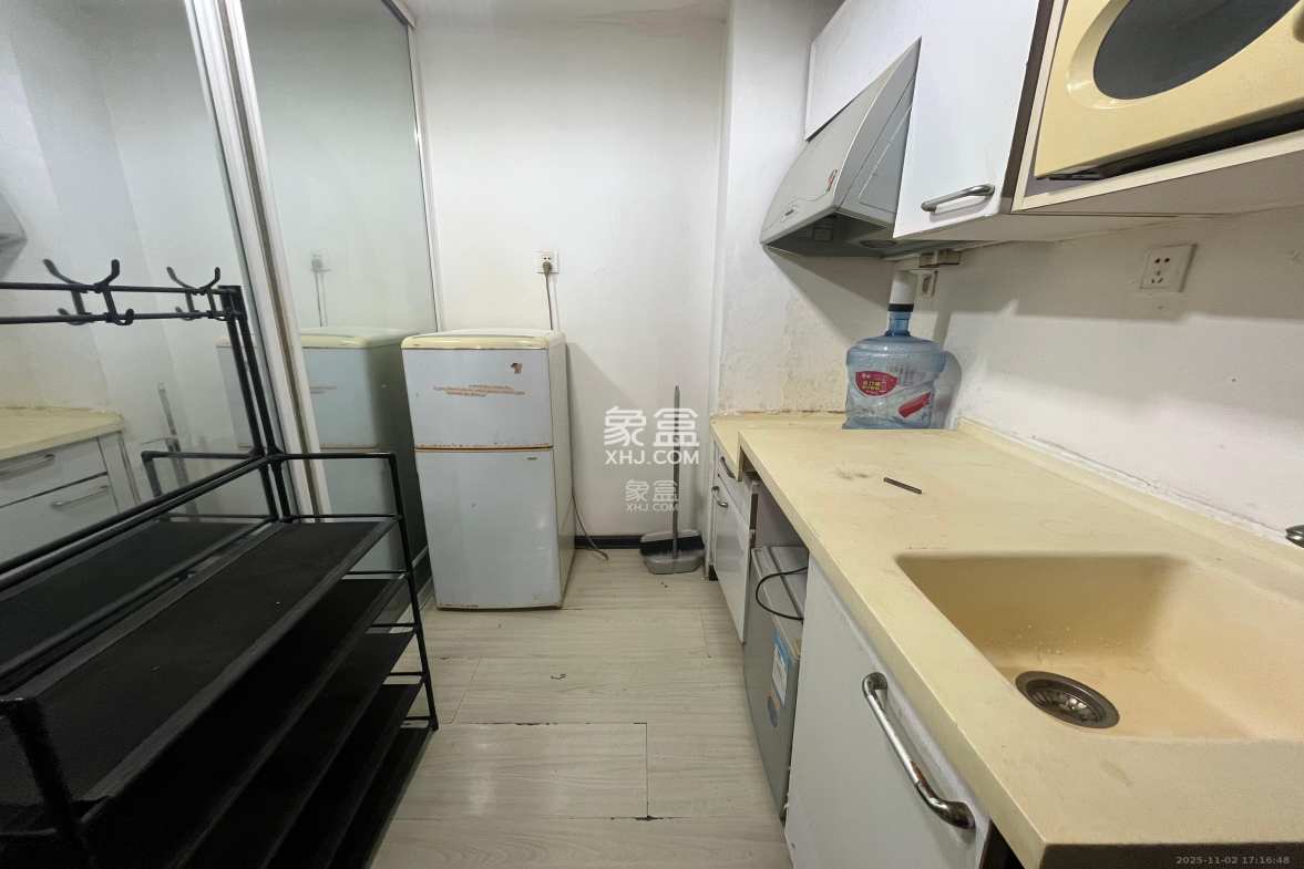 几米空间 1室1厅1卫 1100.0元/月 几米空间 1室1厅1卫 1100.0元/月室内图