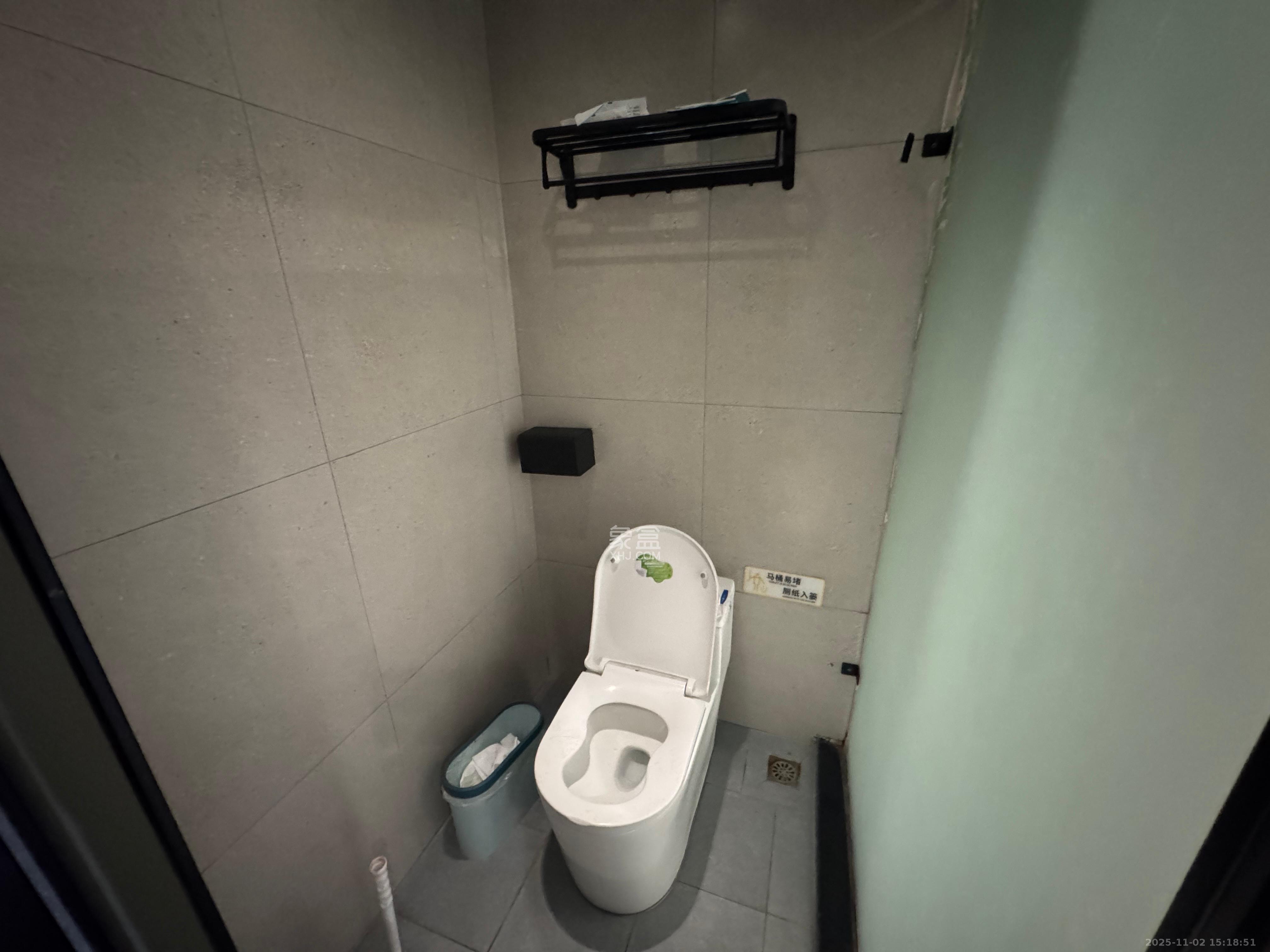 王府井公寓（福源公寓）  1室1厅1卫    3500.0元/月室内图