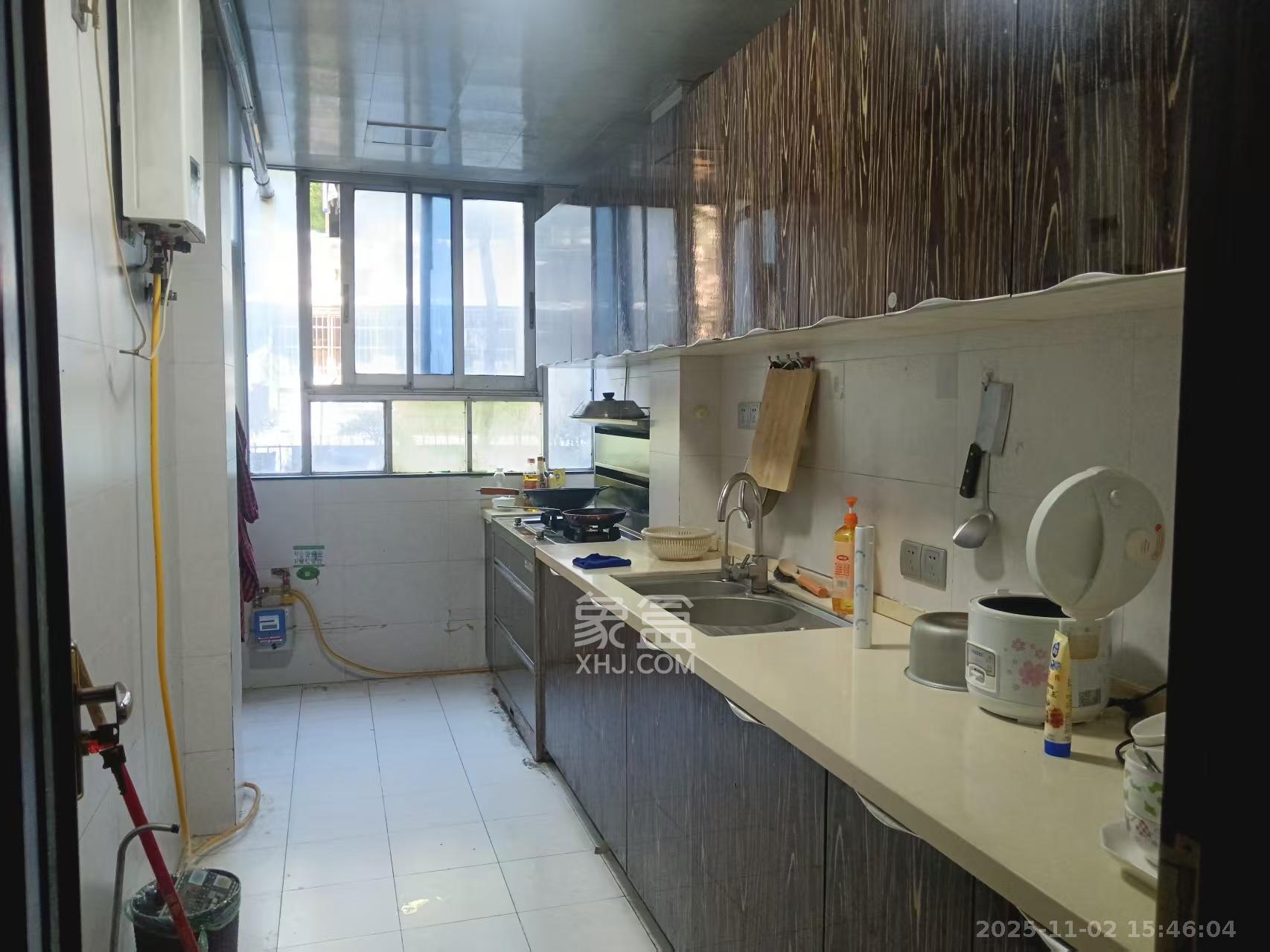 泰时花园  1室1厅1卫    750.0元/月室内图