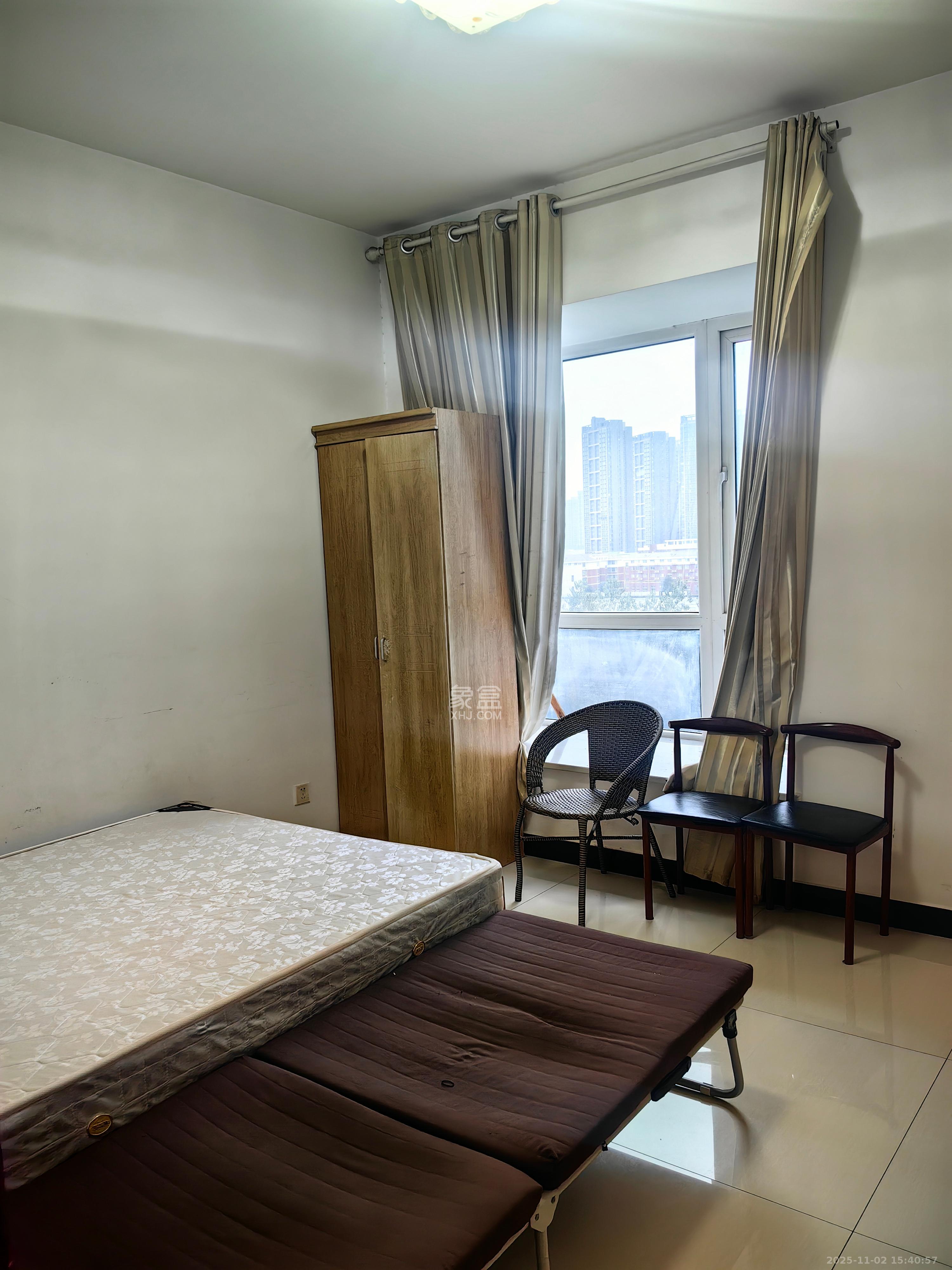 丰园城(鄱阳小区二期)  2室2厅1卫    1800.0元/月 丰园城(鄱阳小区二期)  2室2厅1卫    1800.0元/月室内图