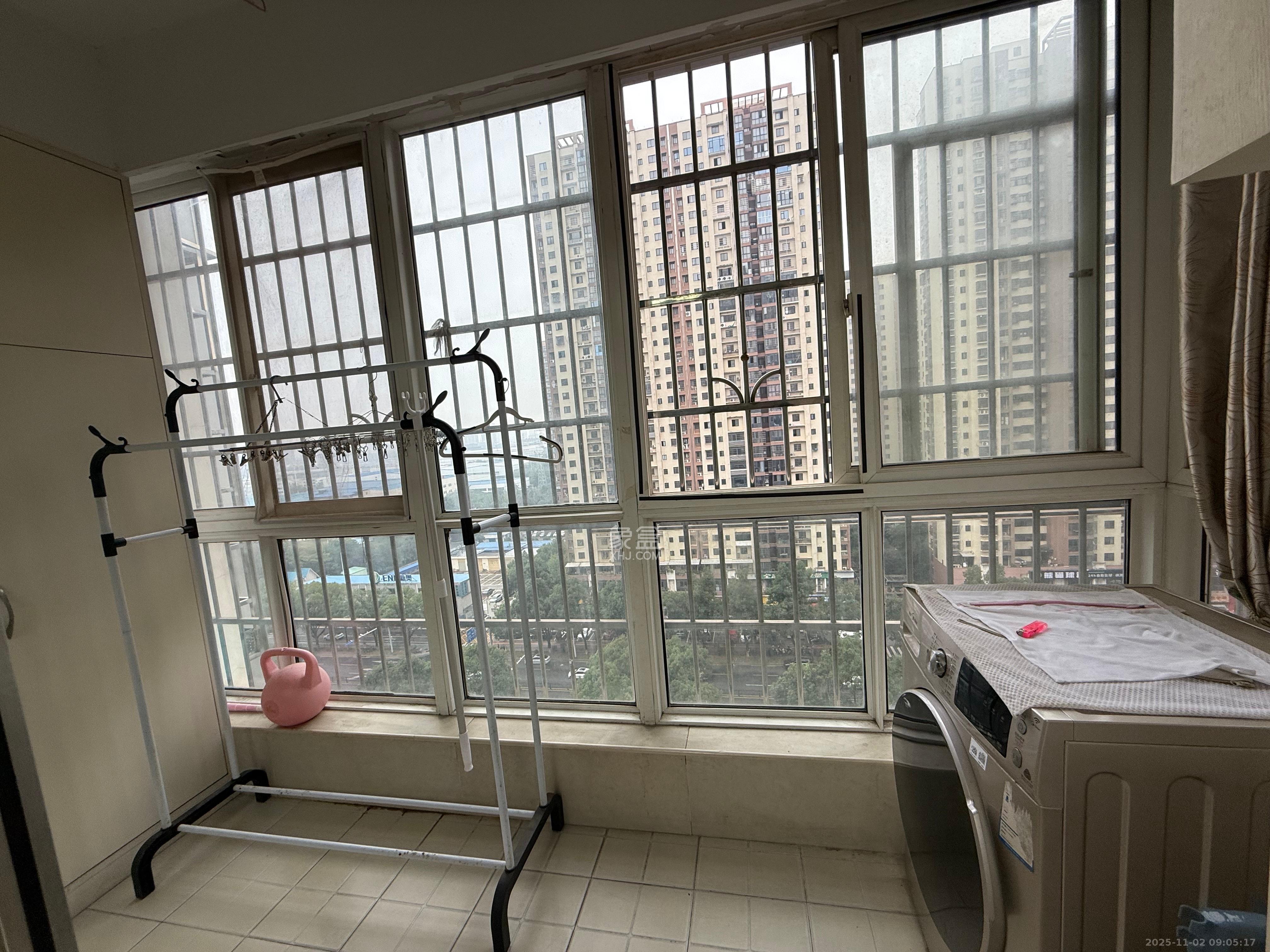 时代星城  2室2厅1卫    1550.0元/月室内图