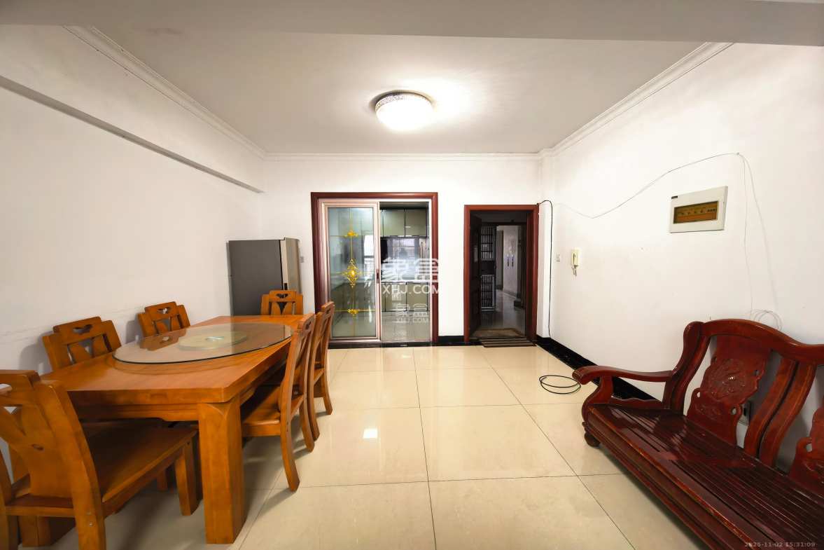 和沁园 2室2厅1卫 1700.0元/月 和沁园 2室2厅1卫 1700.0元/月室内图