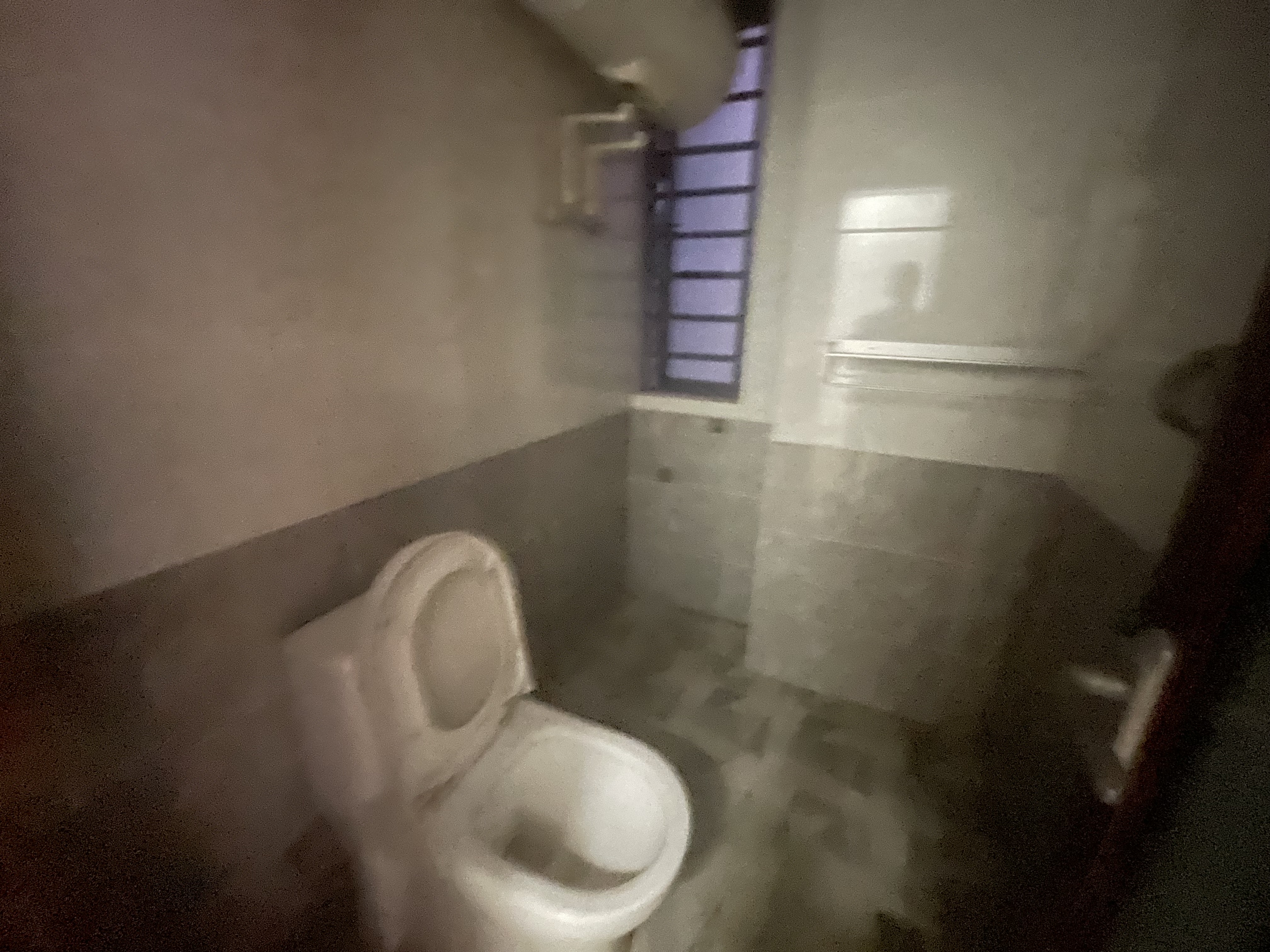 现代美居(喜盈门) 3室2厅2卫 2600.0元/月 现代美居(喜盈门) 3室2厅2卫 2600.0元/月室内图