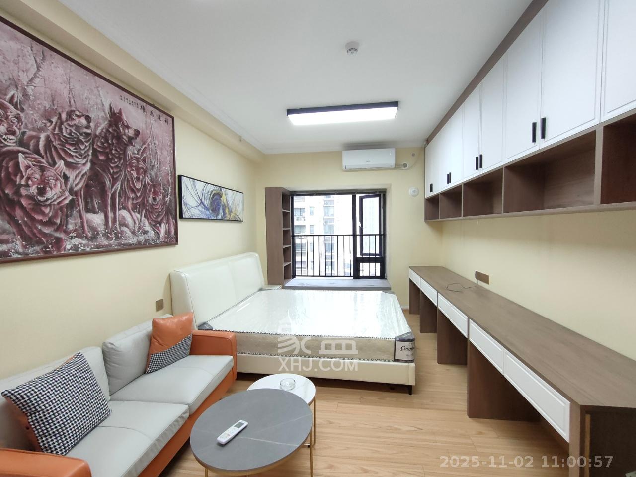 碧桂园城市之光  1室1厅1卫    1600.0元/月室内图1