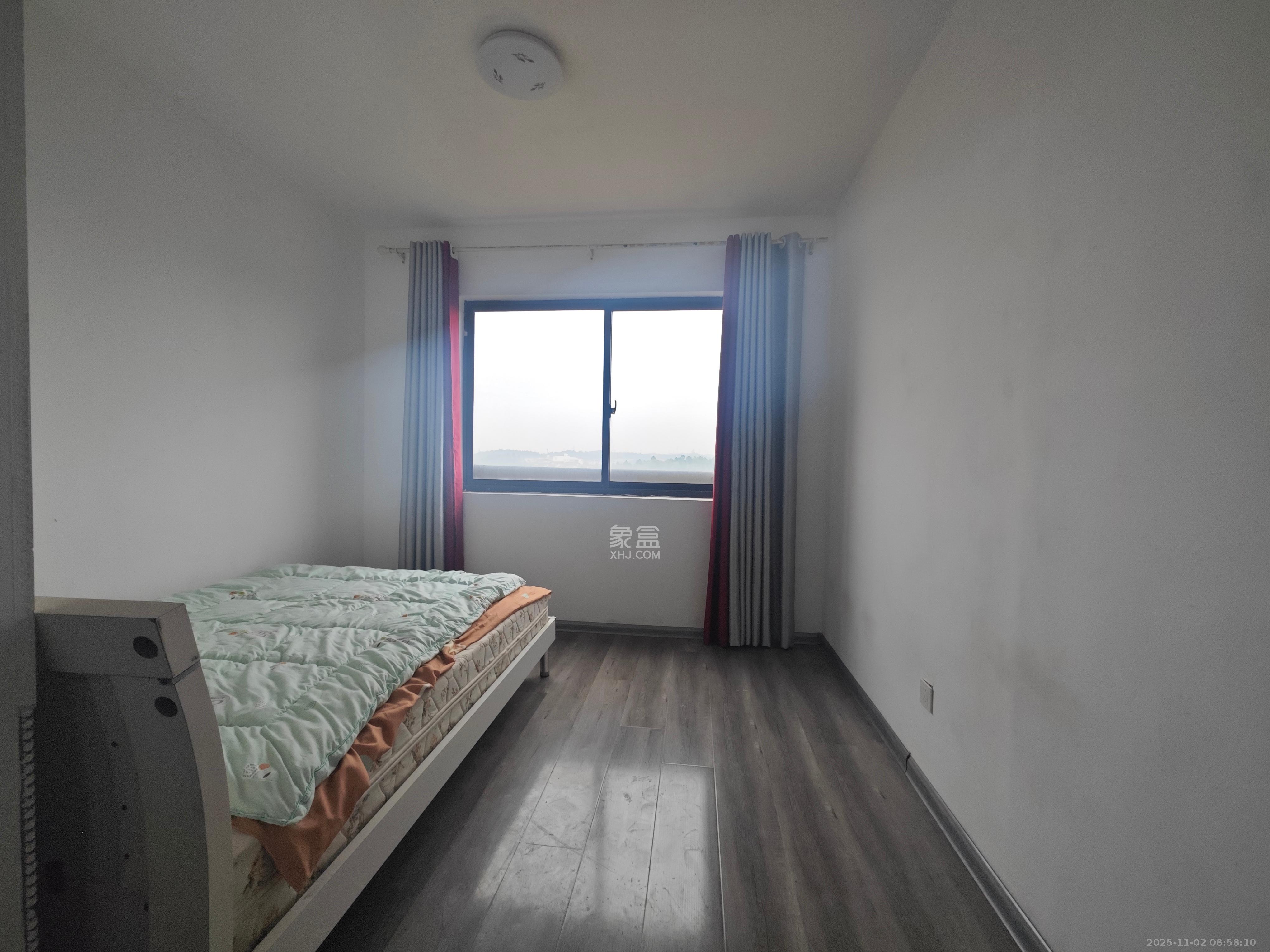 湘水郡(兴旺小爱同学) 4室2厅2卫 2500.0元/月 湘水郡(兴旺小爱同学) 4室2厅2卫 2500.0元/月室内图