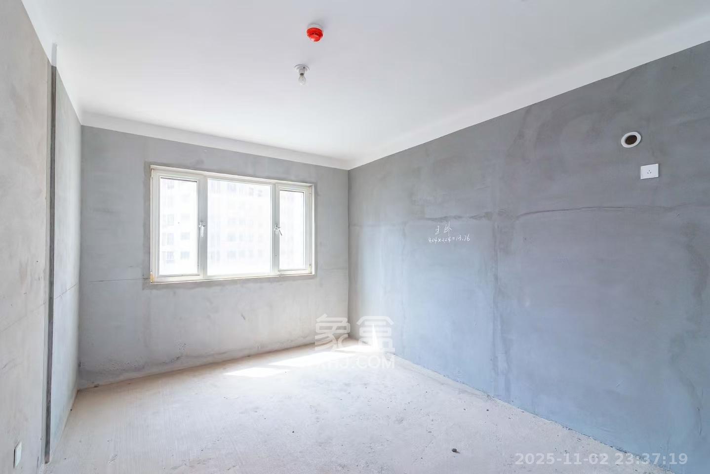 北辰三角洲E4区  4室2厅2卫    160.0万卧室