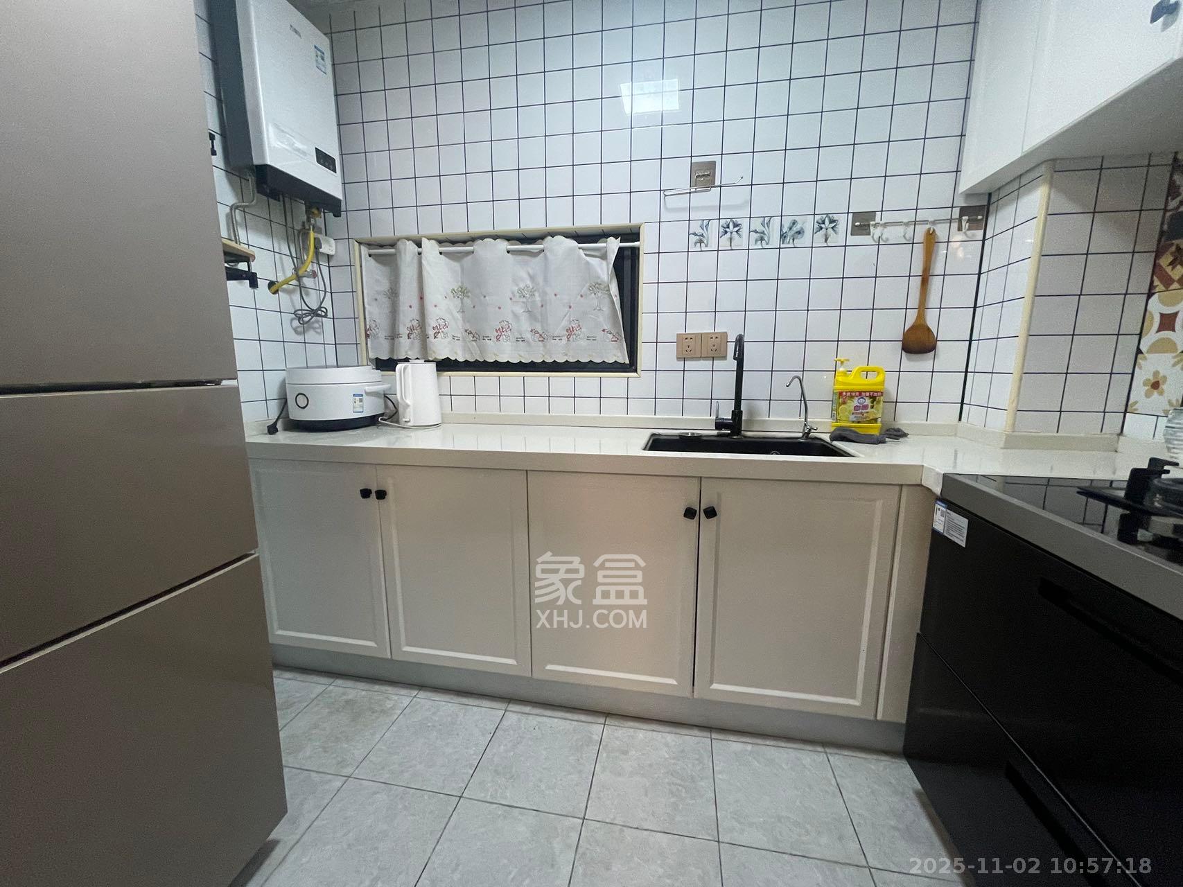 建发中央悦府  2室2厅1卫    3300.0元/月室内图