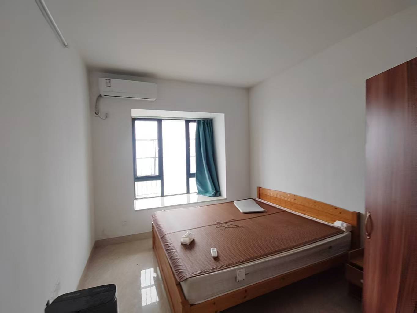 香榭花园  2室1厅1卫    2500.0元/月 香榭花园  2室1厅1卫    2500.0元/月户型图