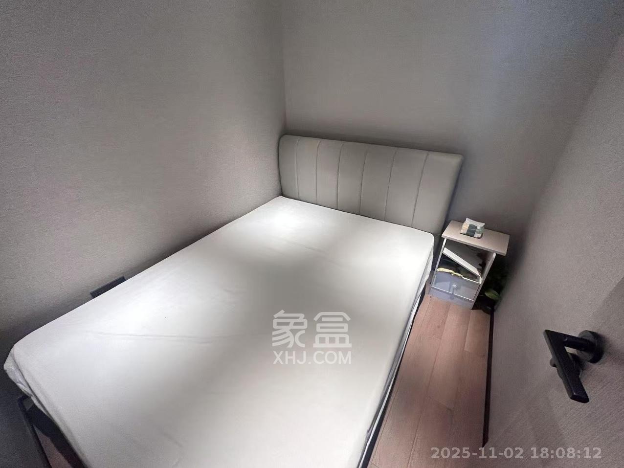 达美涧溪山  1室0厅0卫    2000.0元/月室内图