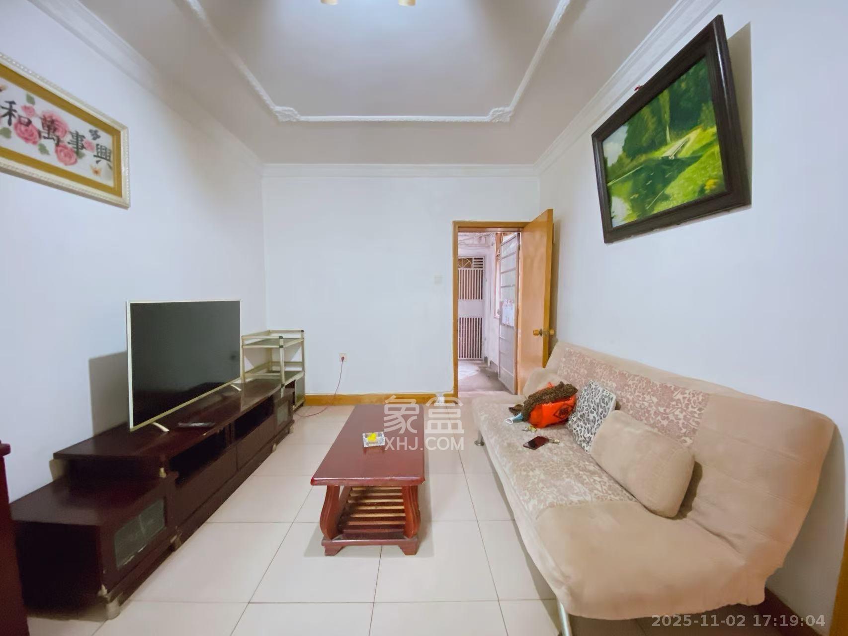 新运公寓  2室1厅1卫    1350.0元/月室内图