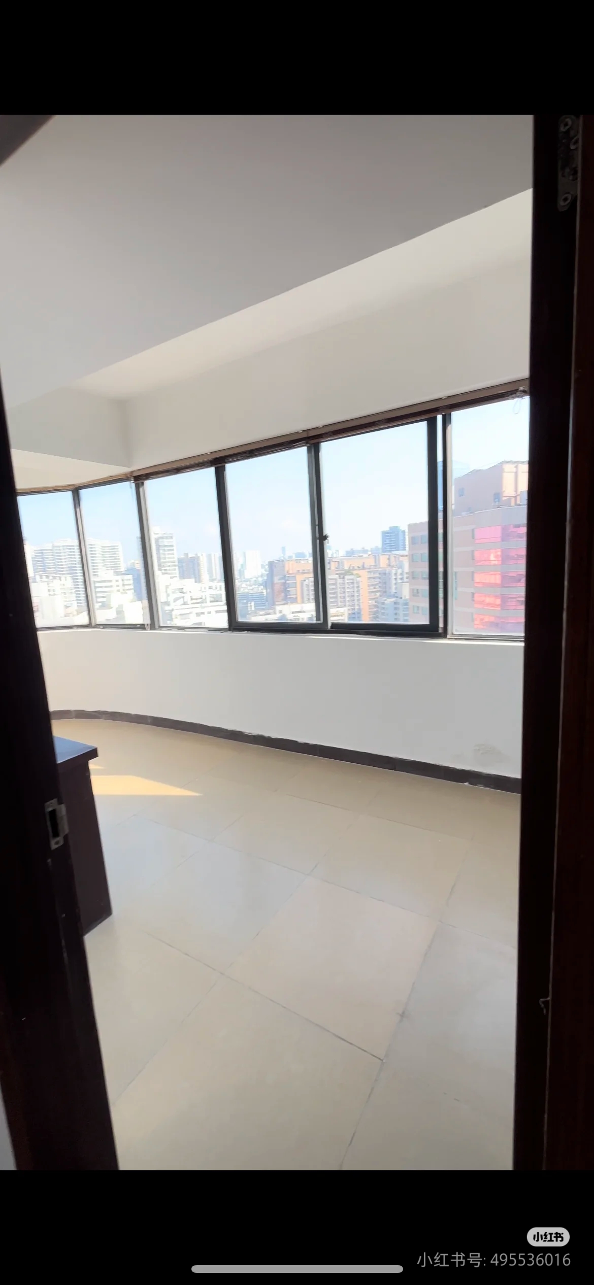 帝国大厦 2室1厅1卫 1900.0元/月 帝国大厦 2室1厅1卫 1900.0元/月室内图