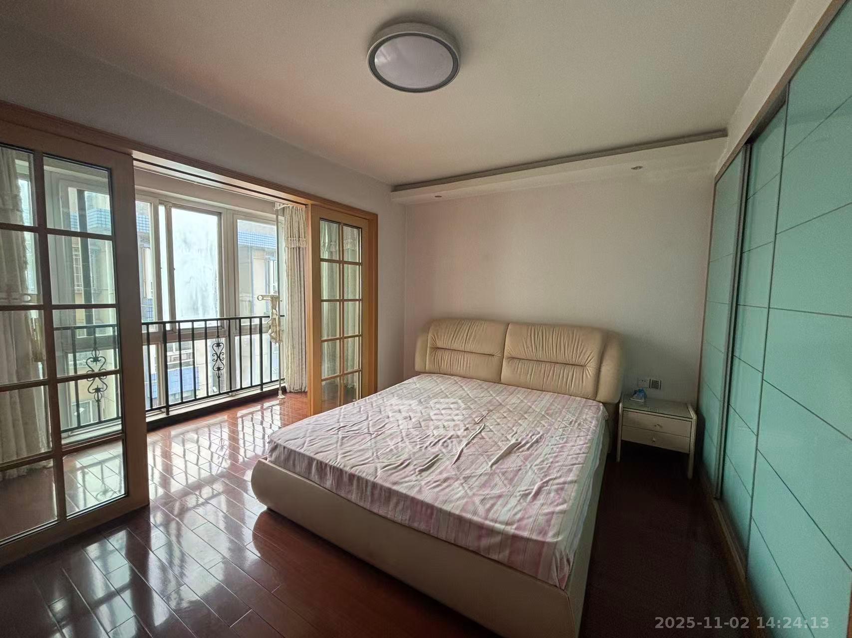 天翔新新家园 1室0厅0卫 2400.0元/月 天翔新新家园 1室0厅0卫 2400.0元/月室内图