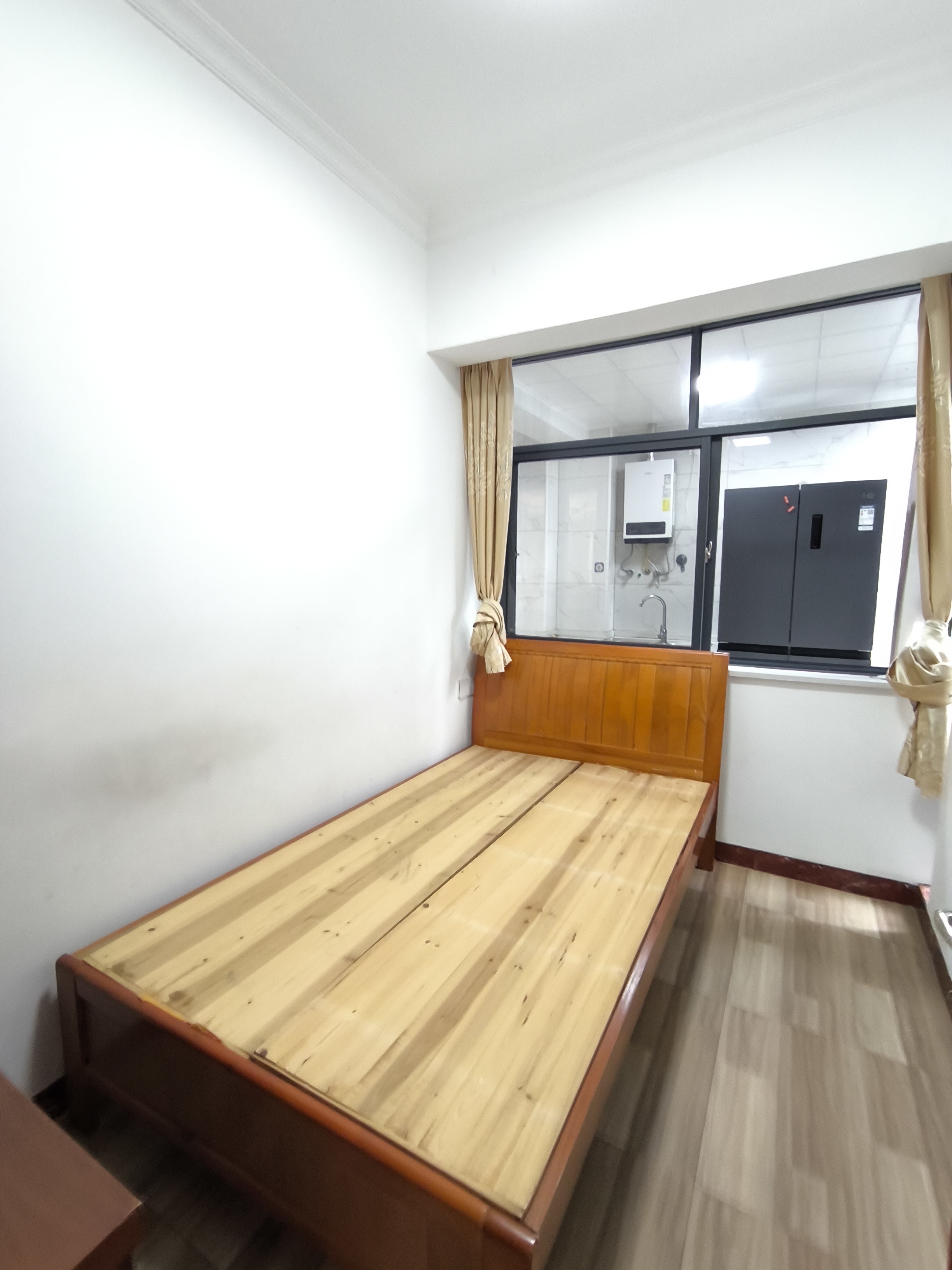 珠江愉景南苑(一、二、三、四期)  3室0厅0卫    2200.0元/月 珠江愉景南苑(一、二、三、四期)  3室0厅0卫    2200.0元/月室内图