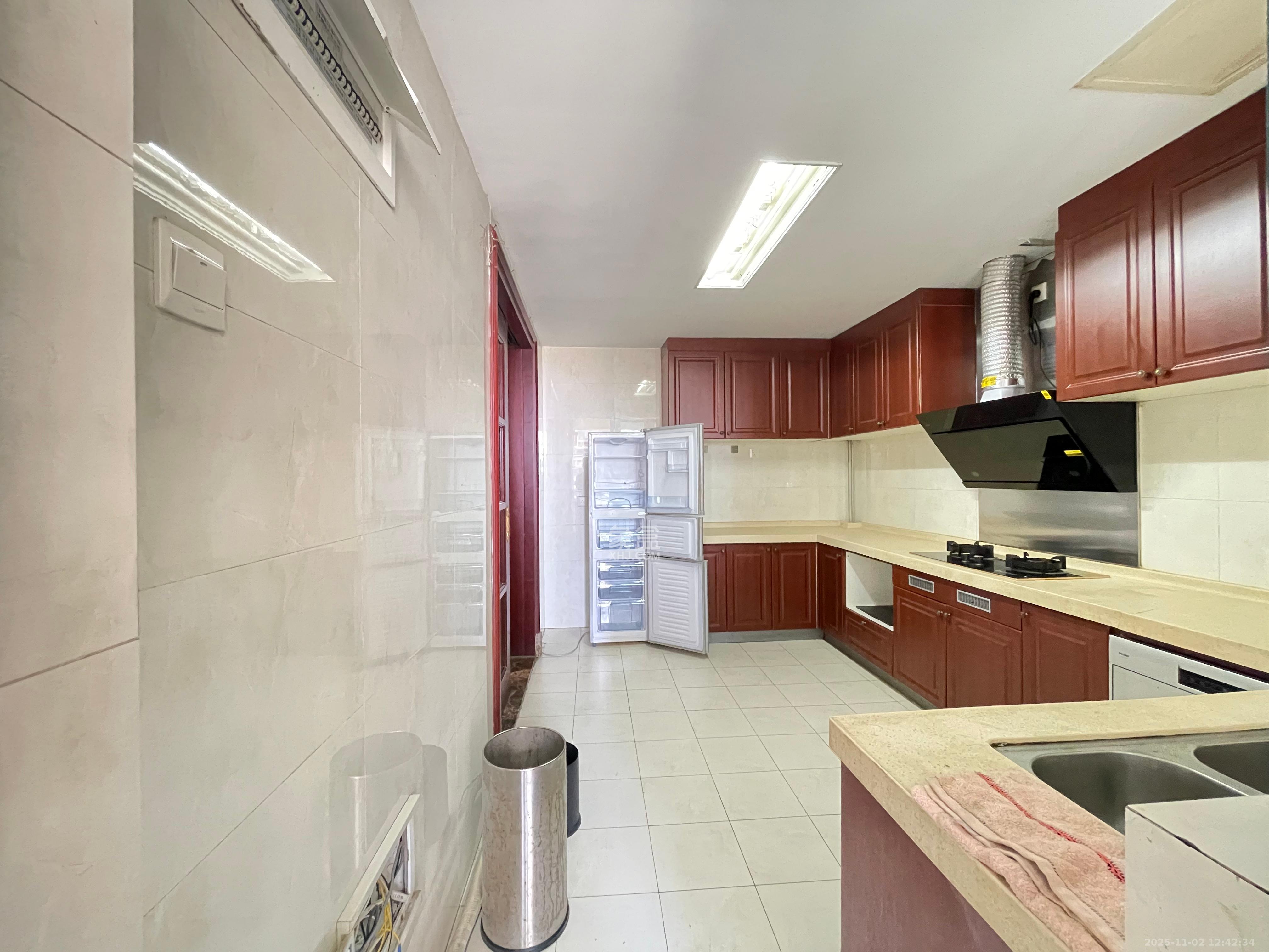 恒大名都  4室2厅4卫    3800.0元/月室内图