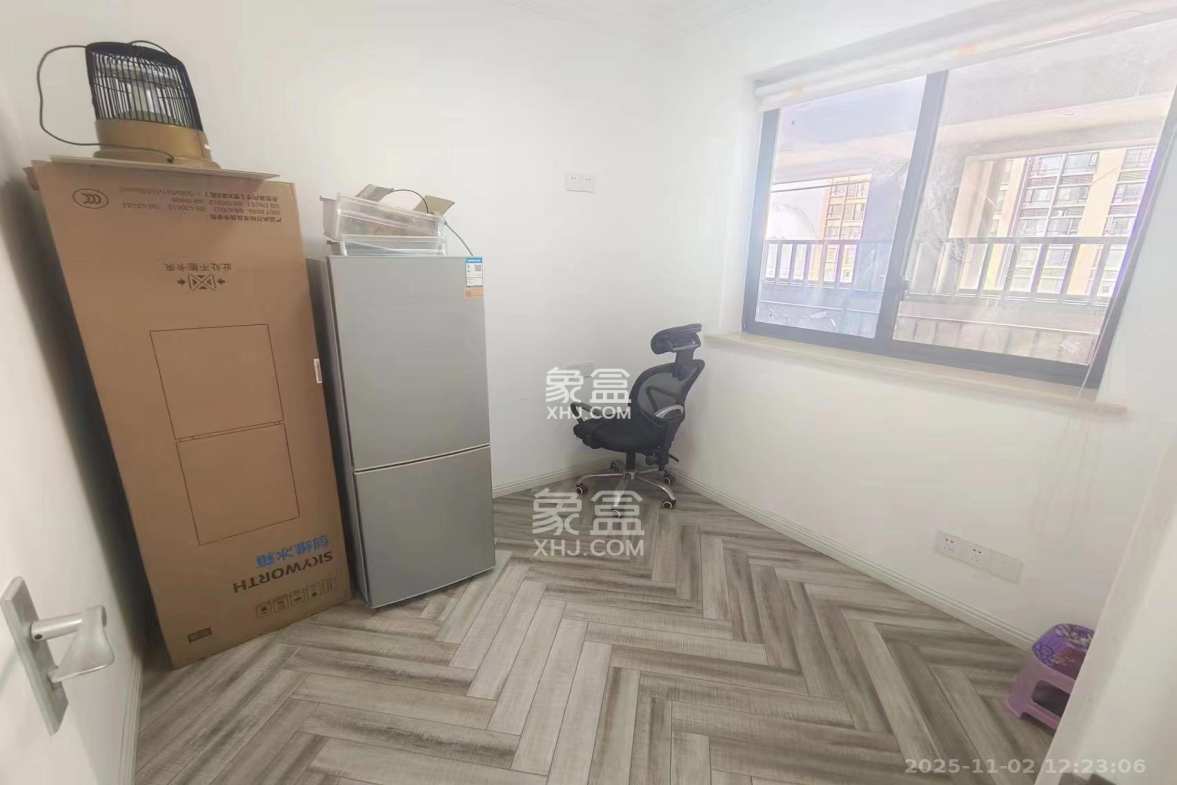 金科时代中心 3室1厅1卫 2200.0元/月 金科时代中心 3室1厅1卫 2200.0元/月室内图