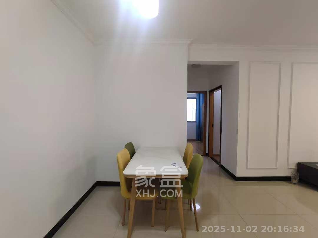 保利天禧D区  3室2厅1卫    2800.0元/月 保利天禧D区  3室2厅1卫    2800.0元/月室内图