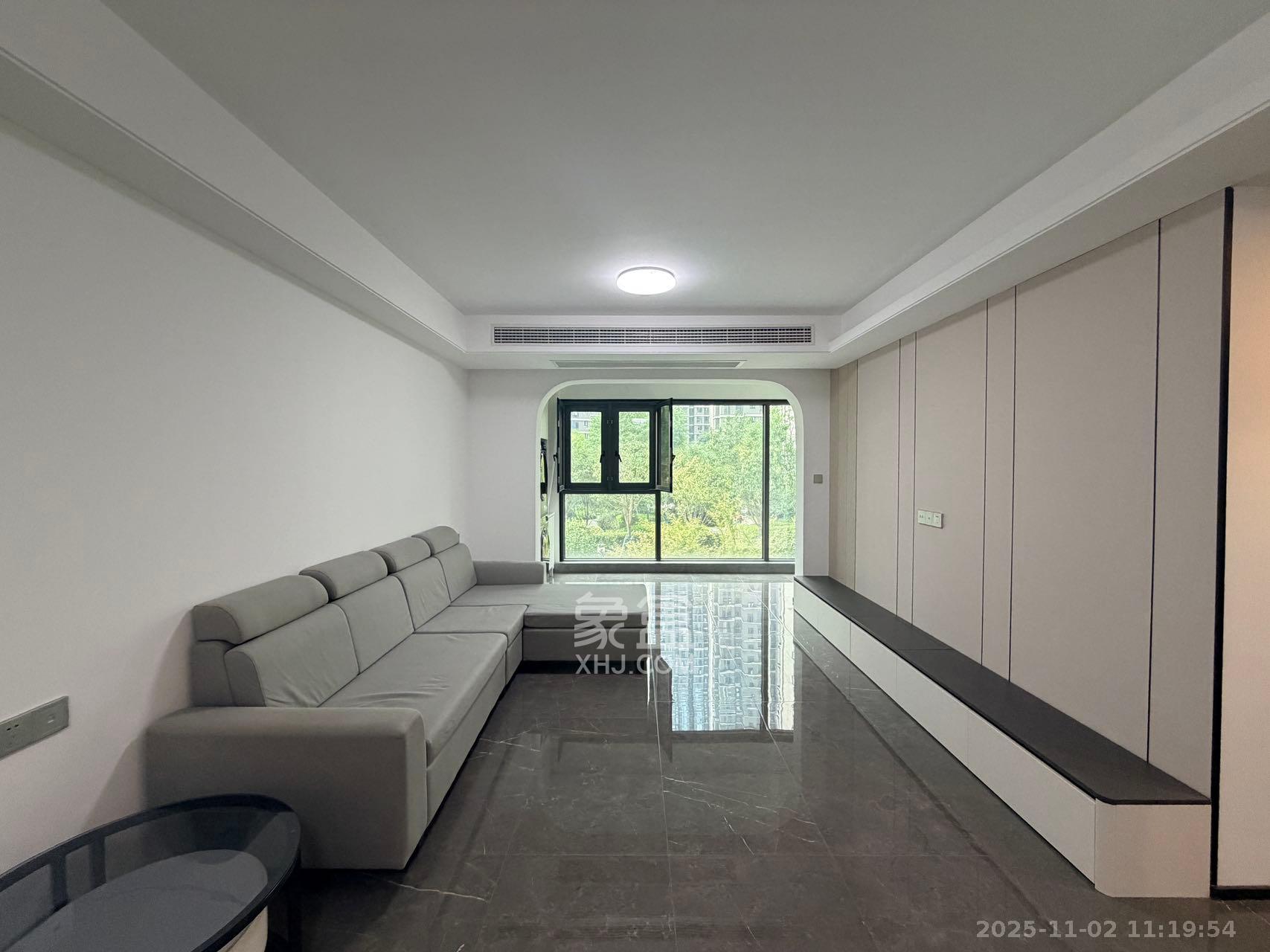 中海星樾府  3室2厅1卫    3800.0元/月 中海星樾府  3室2厅1卫    3800.0元/月室内图