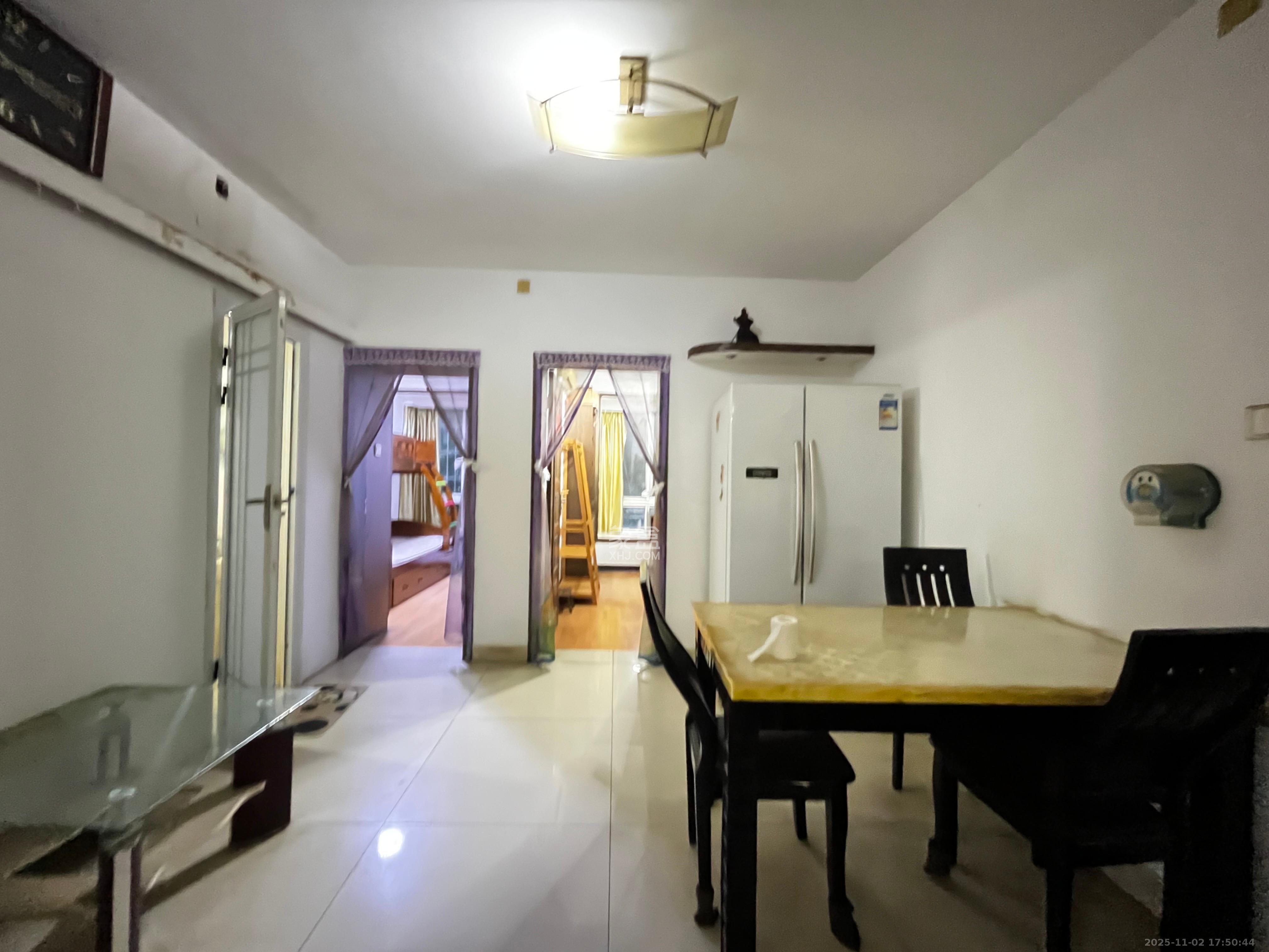 融城花苑 3室2厅2卫 1800.0元/月 融城花苑 3室2厅2卫 1800.0元/月室内图