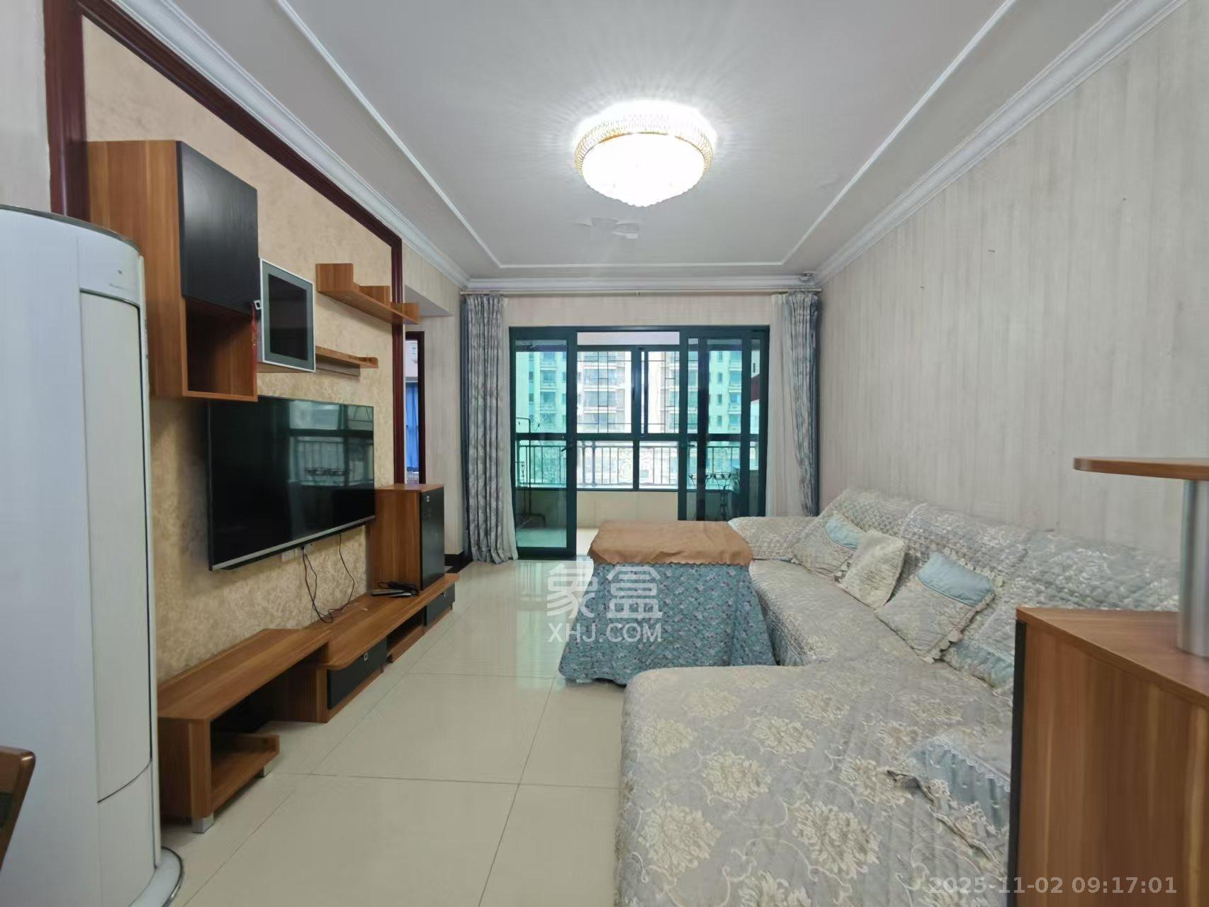 恒大翡翠华庭  3室2厅1卫    2000.0元/月