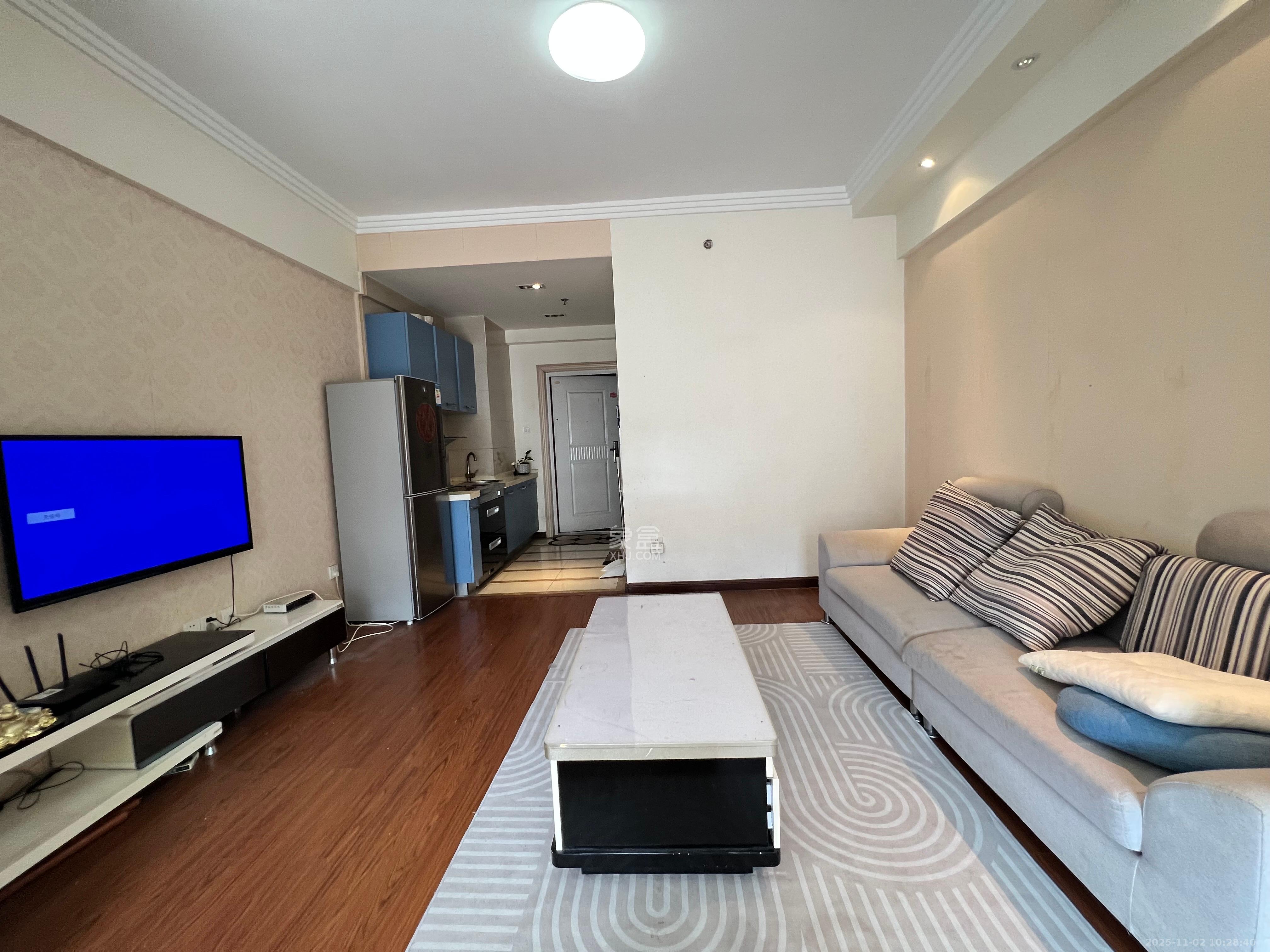 西子一间 1室1厅1卫 1600.0元/月 西子一间 1室1厅1卫 1600.0元/月室内图